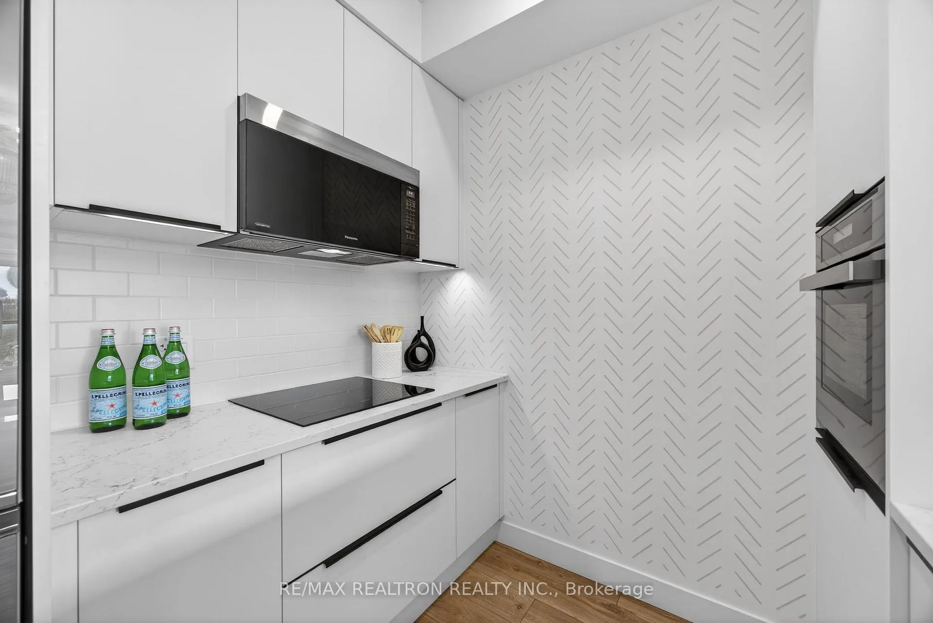 Photo 14 of Unit 305, 18 Beckwith Lane, Blue Mountains — HOMEH