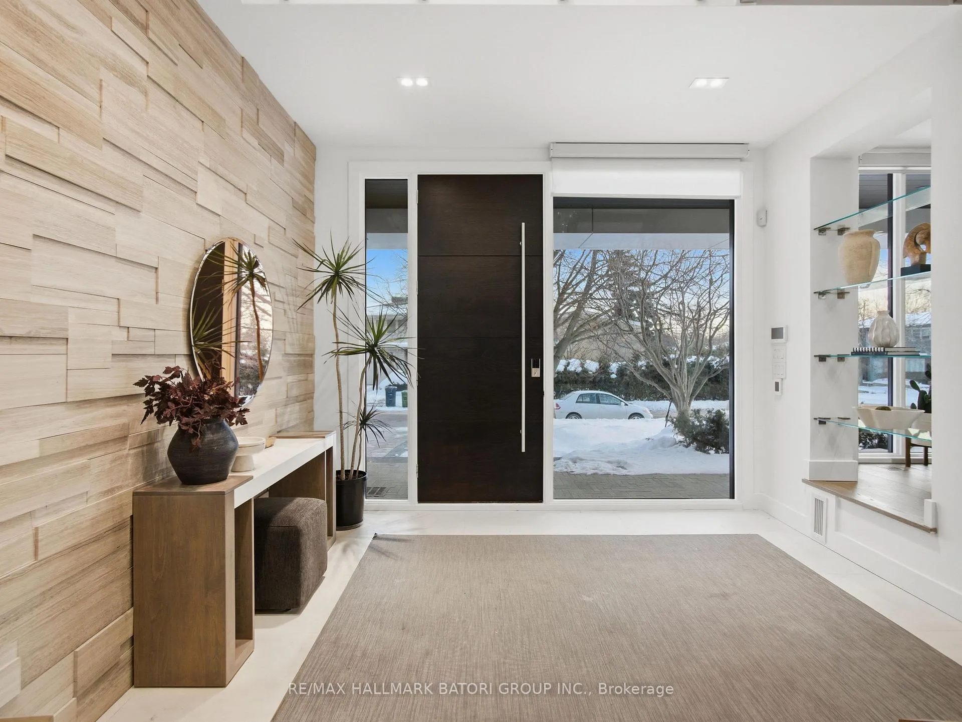 Photo 2 of 716 Briar Hill Avenue, Toronto, Forest Hill North — HOMEH