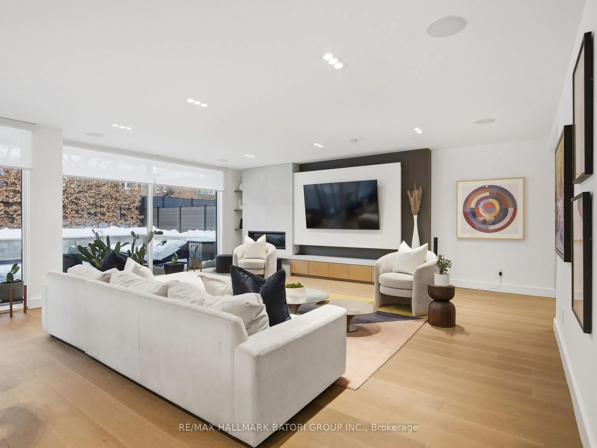 Photo 4 of 716 Briar Hill Avenue, Toronto, Forest Hill North — HOMEH