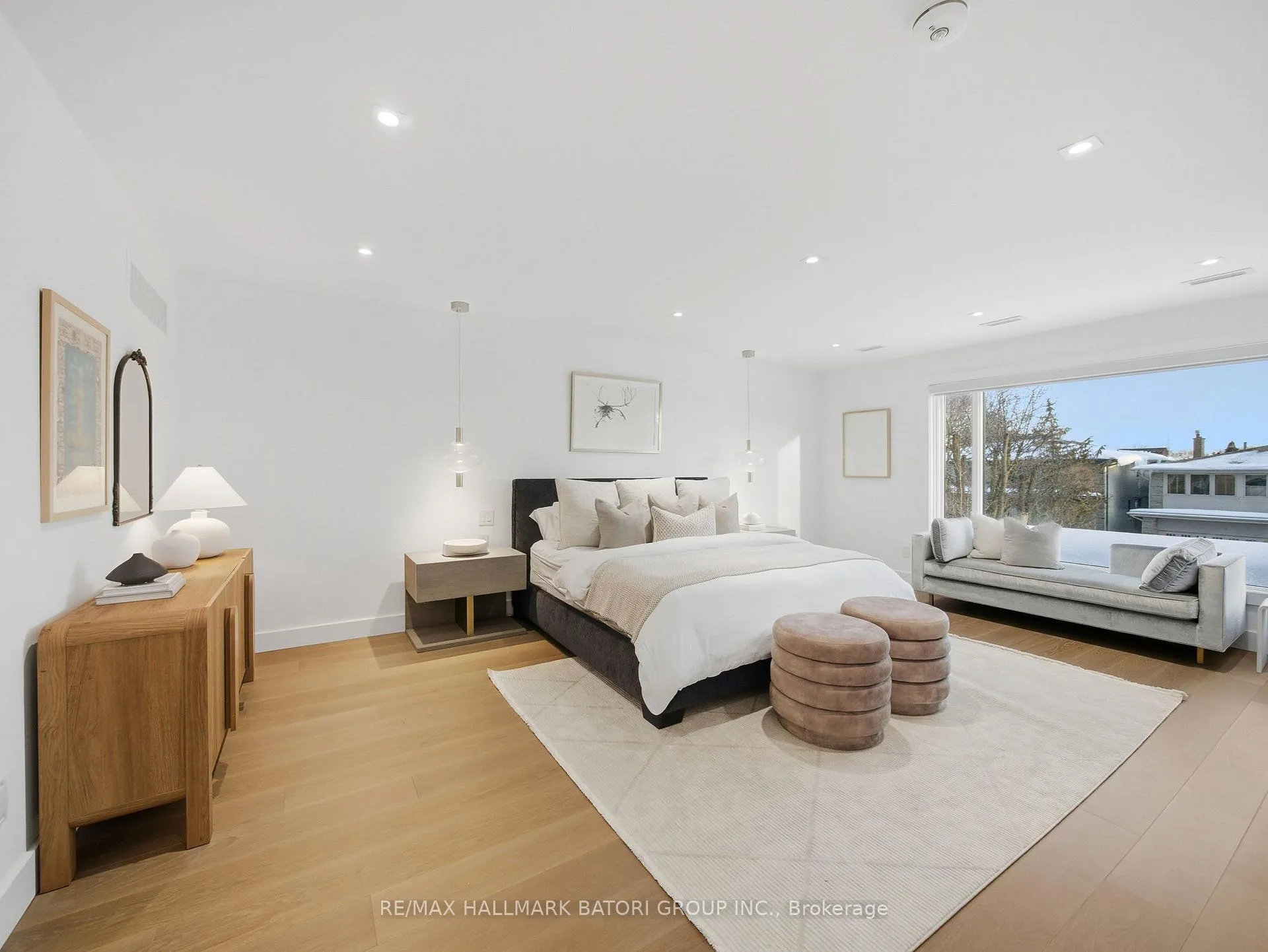 Photo 23 of 716 Briar Hill Avenue, Toronto, Forest Hill North — HOMEH