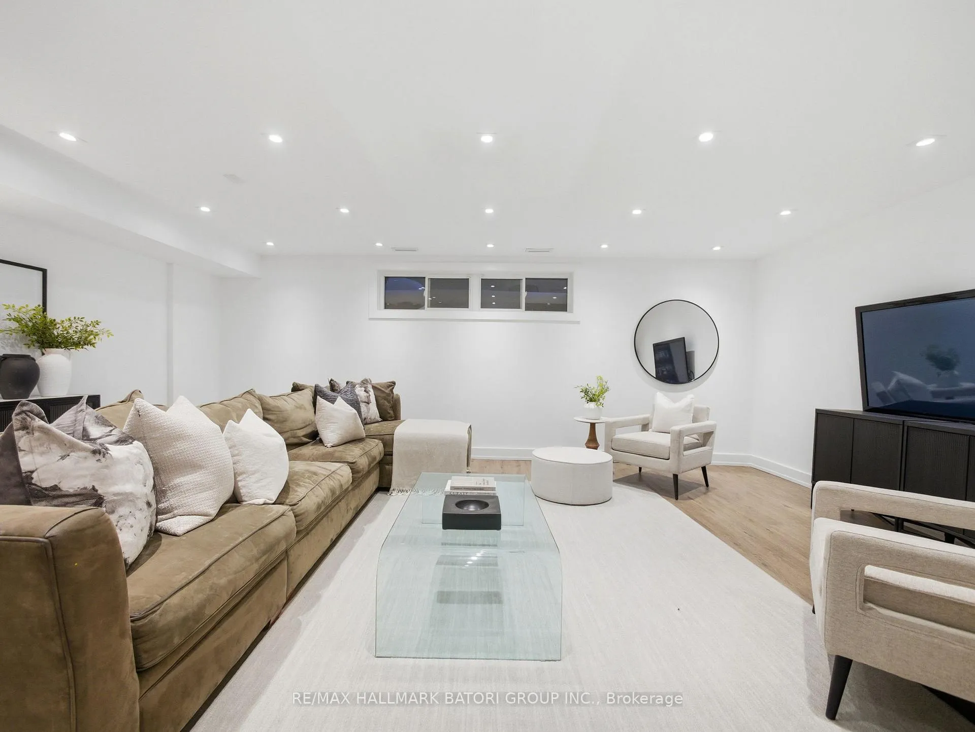 Photo 34 of 716 Briar Hill Avenue, Toronto, Forest Hill North — HOMEH