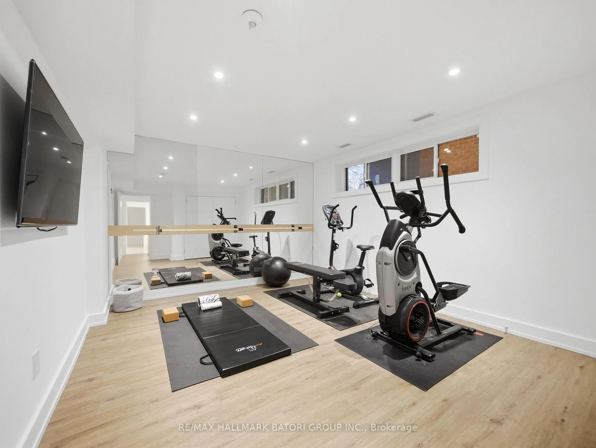 Photo 36 of 716 Briar Hill Avenue, Toronto, Forest Hill North — HOMEH