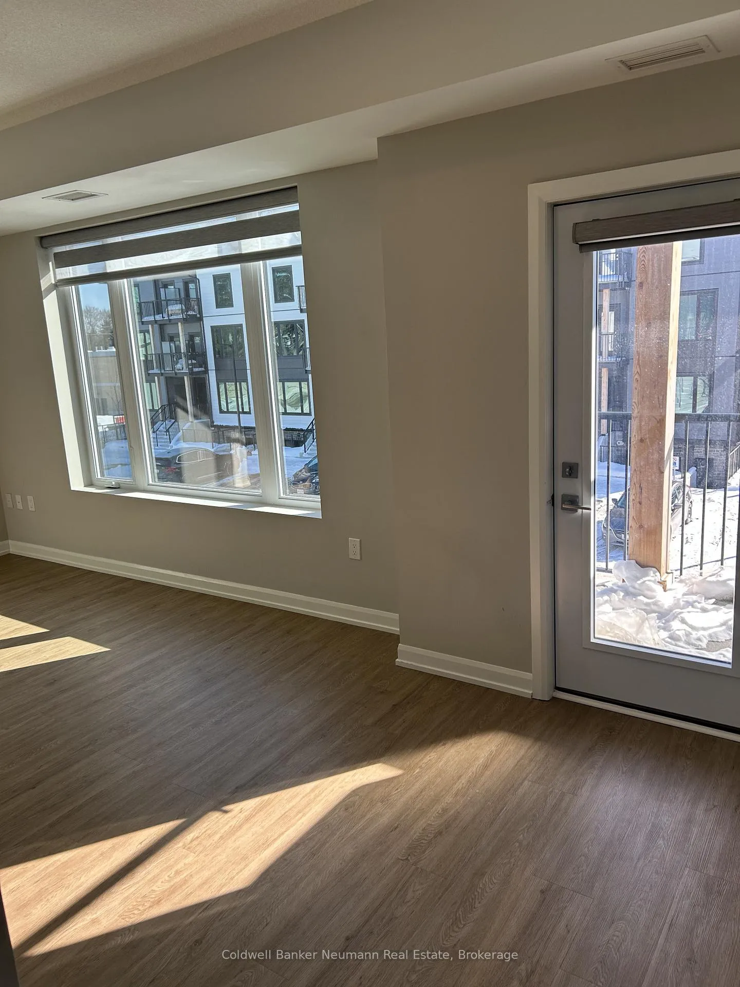 Photo 5 of Unit 406, 708 Woolwich Street, Guelph, Riverside Park — HOMEH
