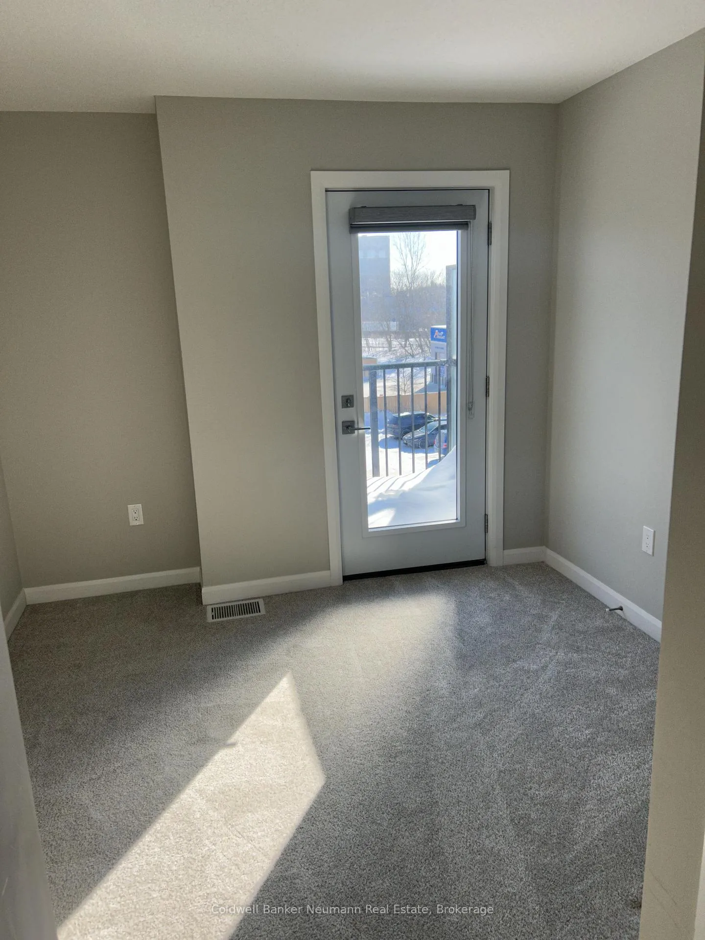 Photo 7 of Unit 406, 708 Woolwich Street, Guelph, Riverside Park — HOMEH
