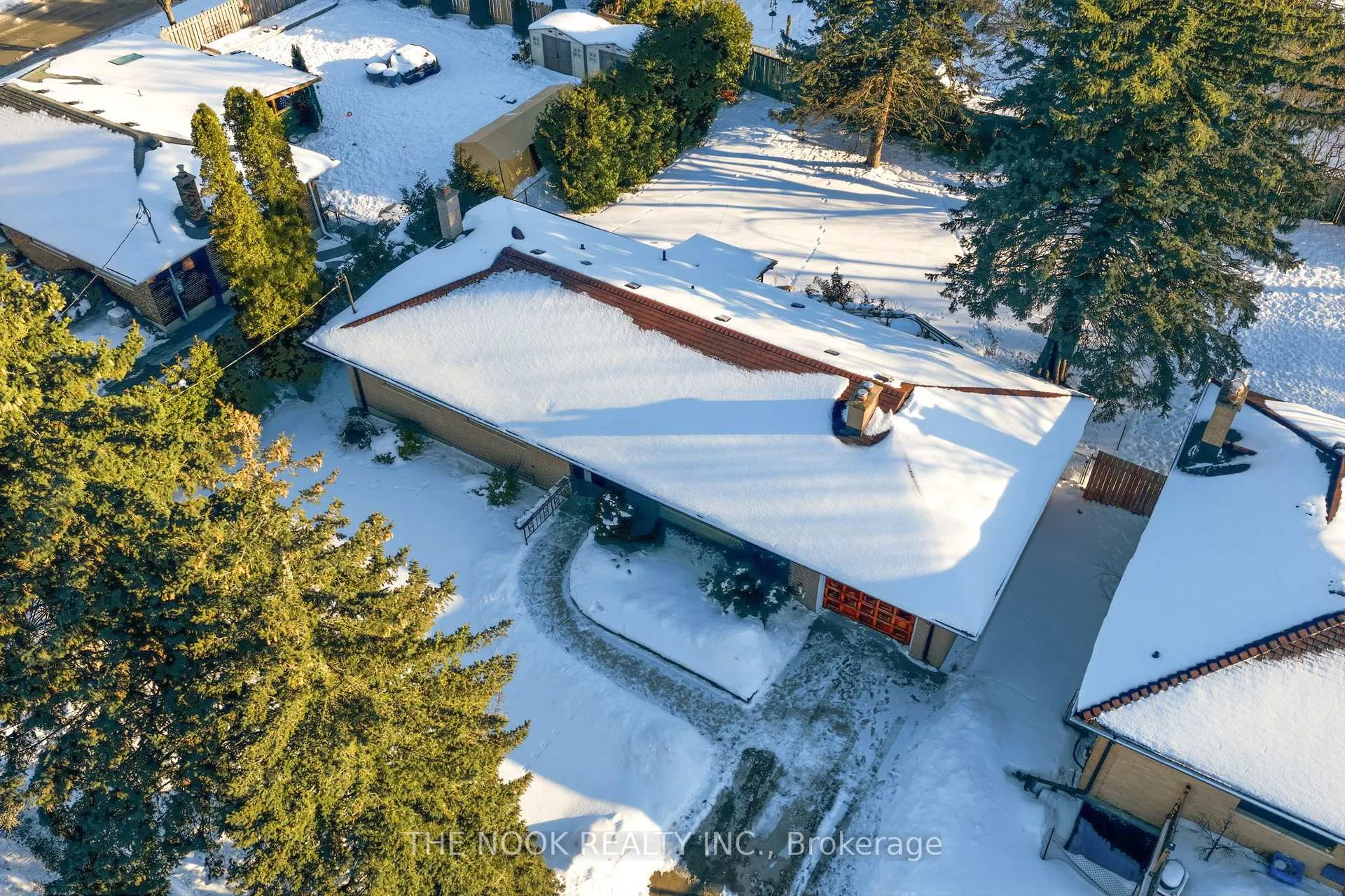 Photo 1 of 37 Concession Street E, Clarington, Bowmanville — HOMEH