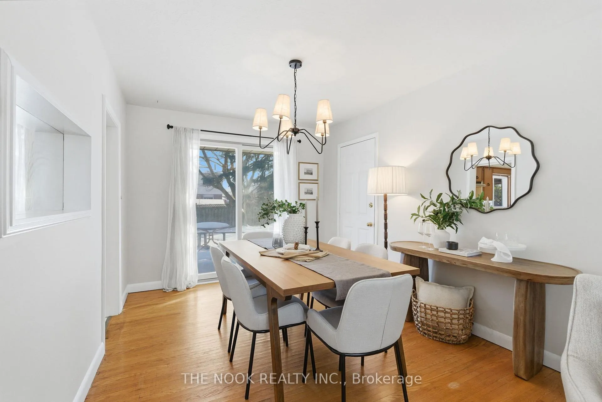 Photo 12 of 37 Concession Street E, Clarington, Bowmanville — HOMEH