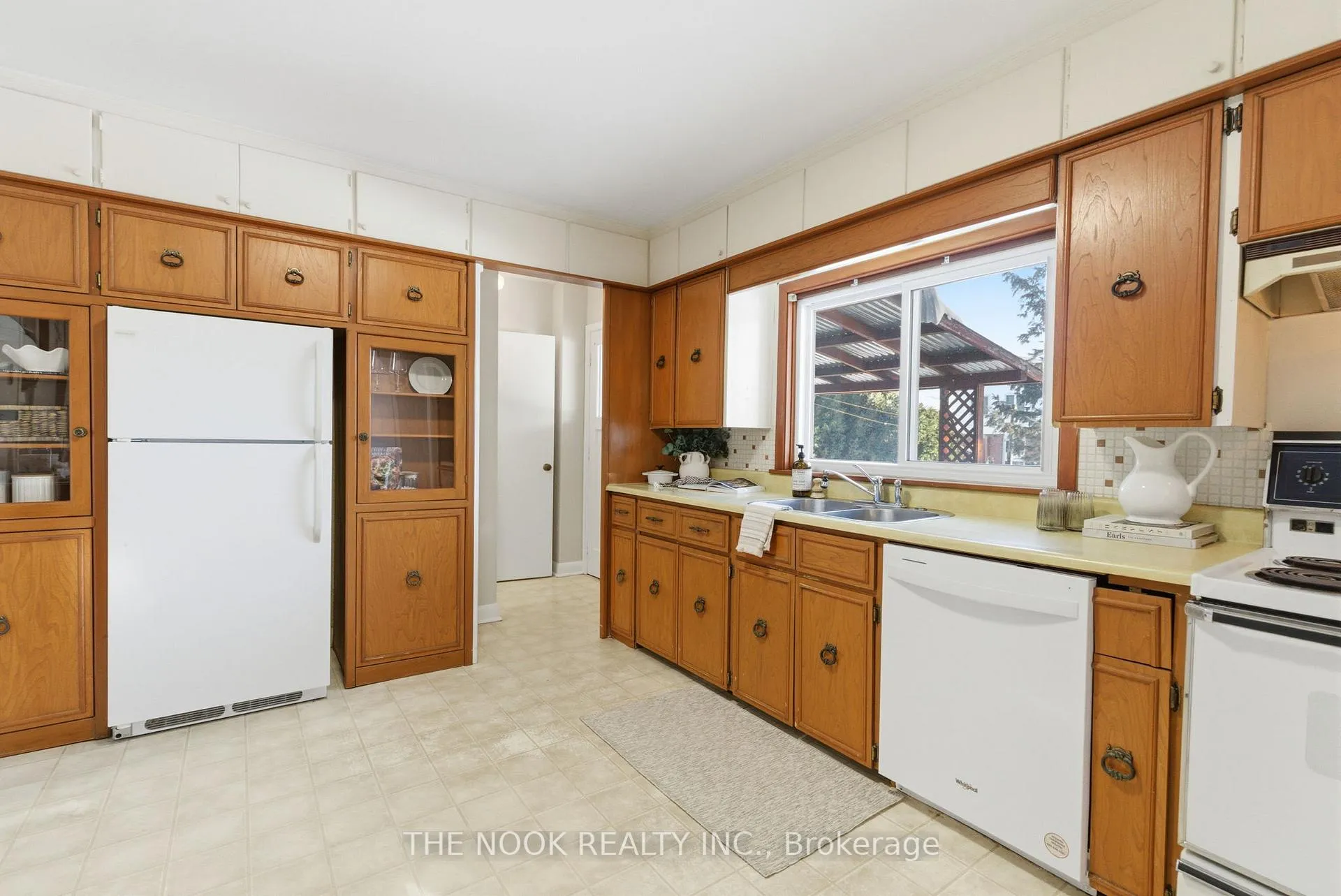 Photo 16 of 37 Concession Street E, Clarington, Bowmanville — HOMEH