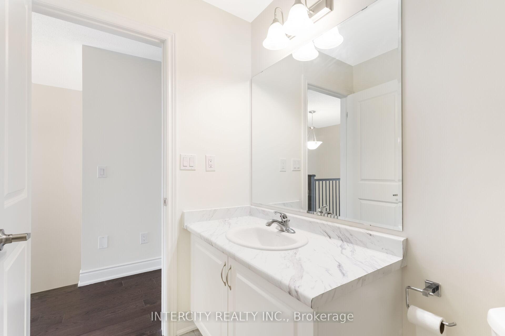 Photo 34 of 40 Donald Stewart Road, Brampton, Northwest Brampton — HOMEH