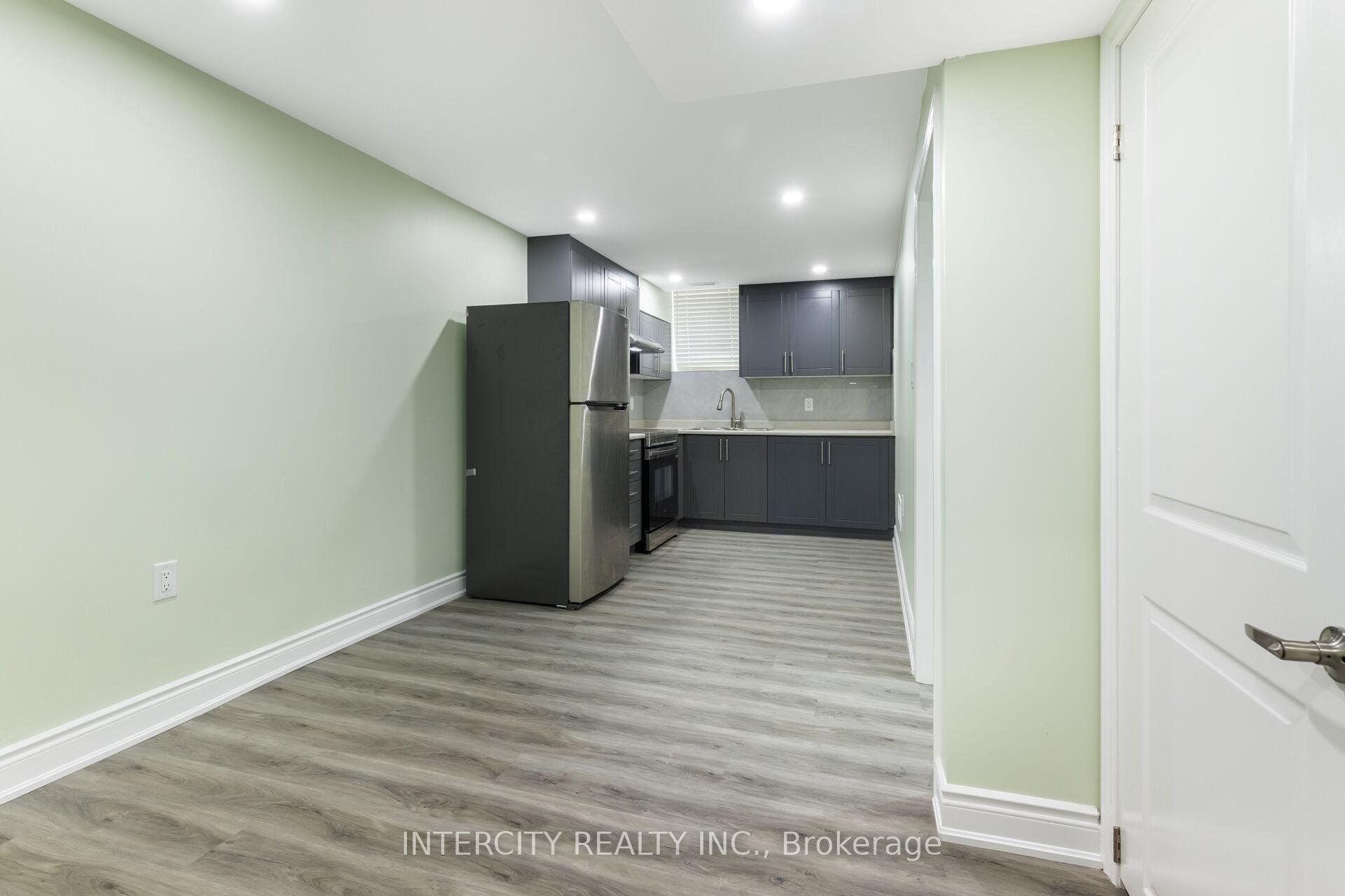 Photo 38 of 40 Donald Stewart Road, Brampton, Northwest Brampton — HOMEH