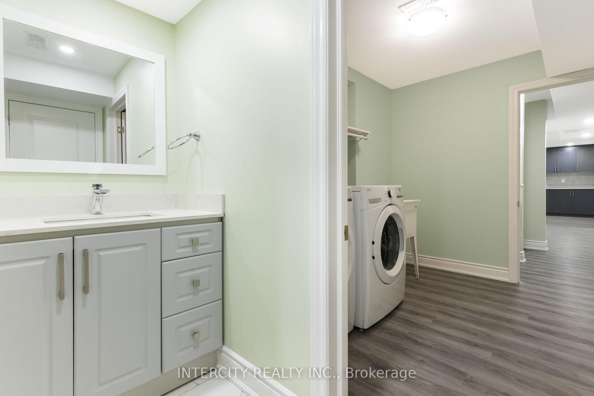 Photo 49 of 40 Donald Stewart Road, Brampton, Northwest Brampton — HOMEH