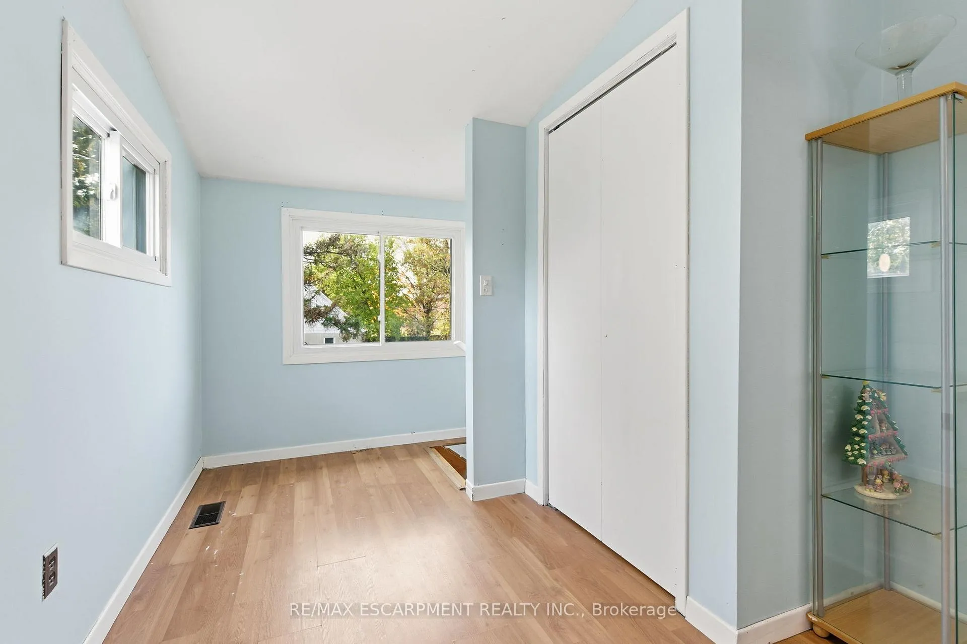 Photo 23 of 58 Seven Oaks Drive, Hamilton, Hill Park — HOMEH
