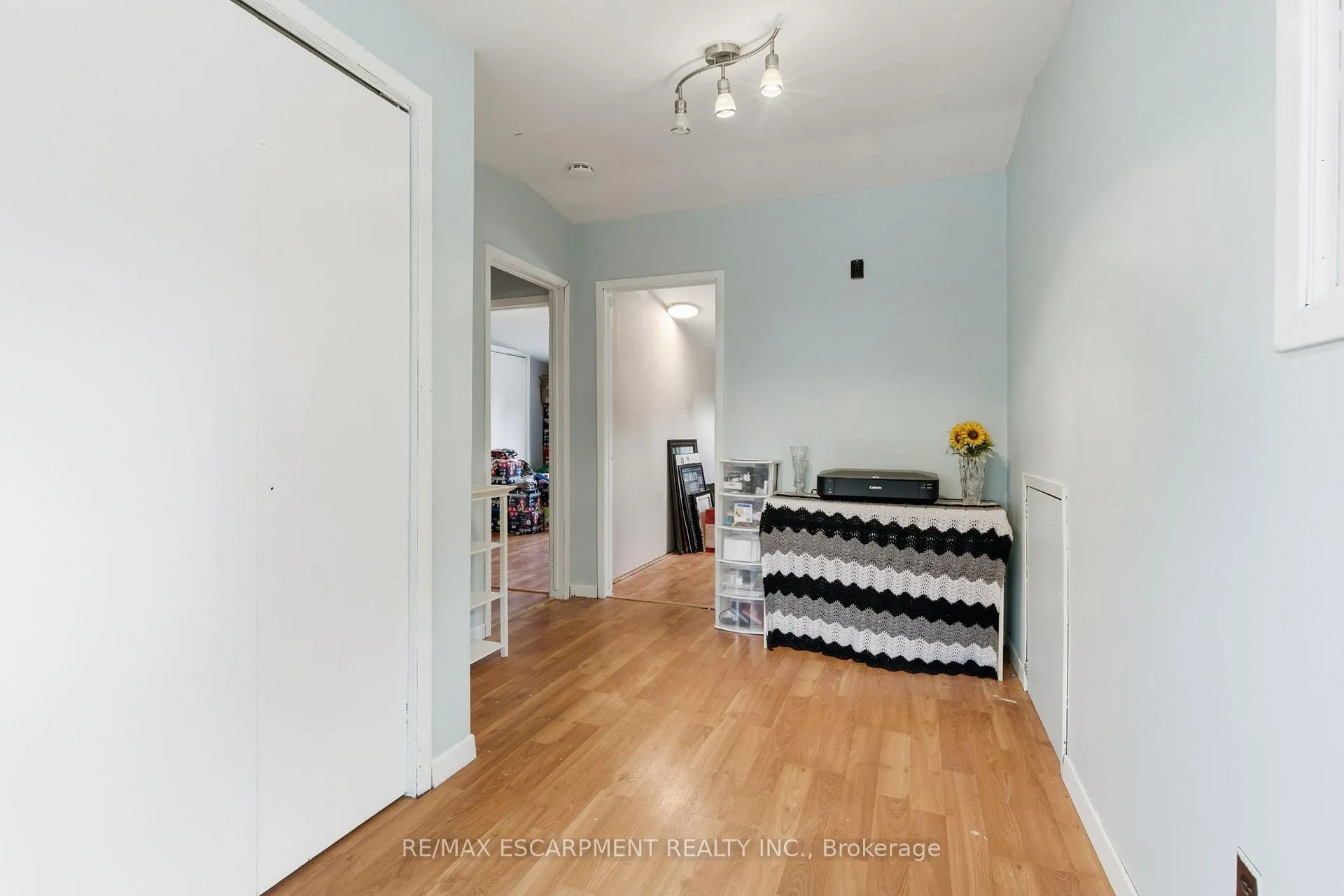 Photo 24 of 58 Seven Oaks Drive, Hamilton, Hill Park — HOMEH