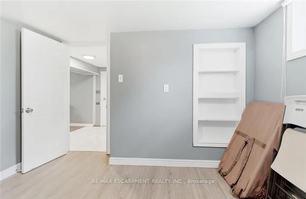 Photo 34 of 58 Seven Oaks Drive, Hamilton, Hill Park — HOMEH