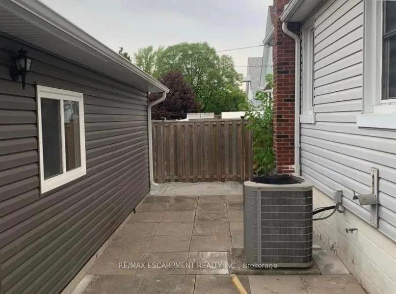 Photo 38 of 58 Seven Oaks Drive, Hamilton, Hill Park — HOMEH