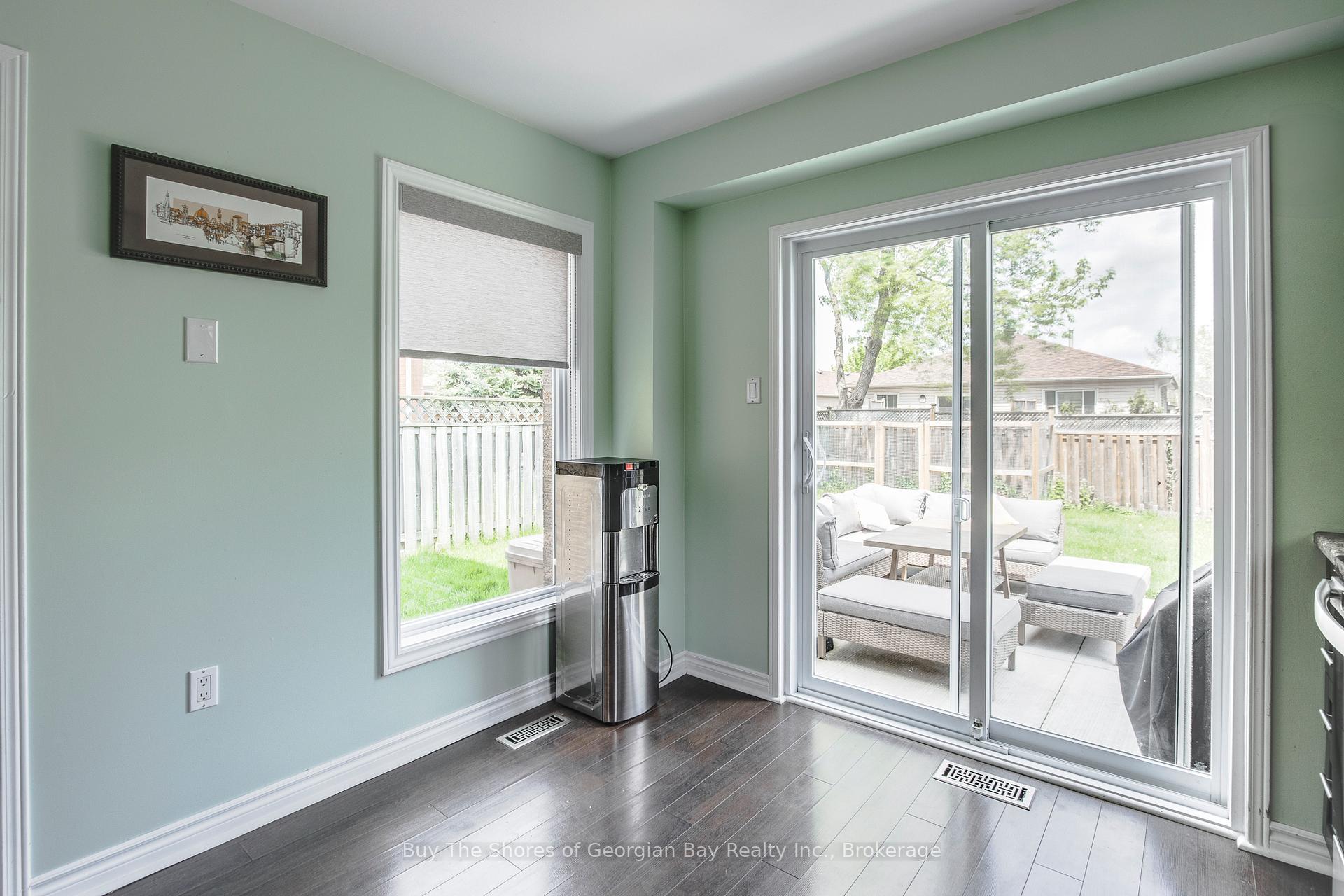 Photo 10 of 96 Barre Drive, Barrie, Painswick North — HOMEH