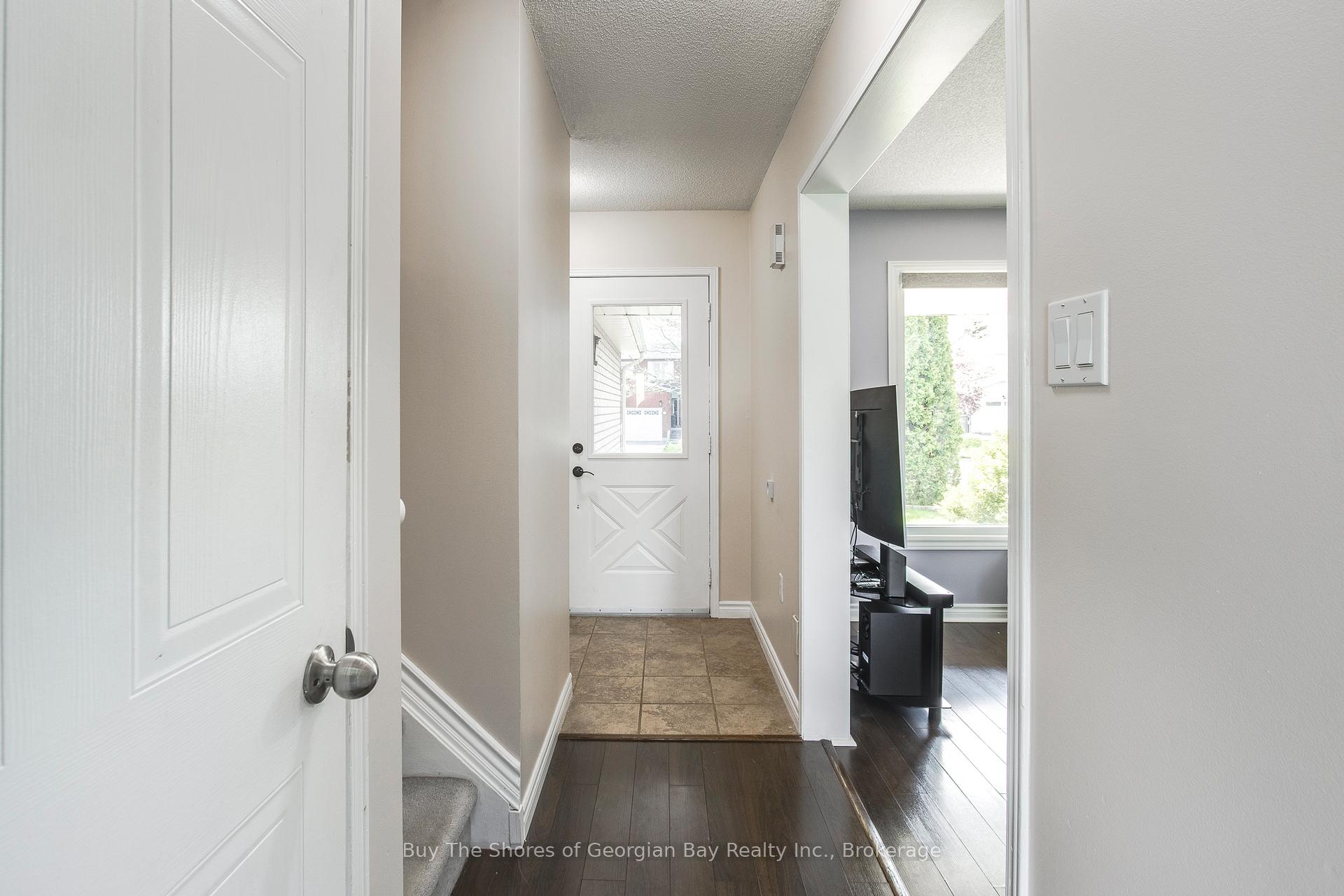 Photo 28 of 96 Barre Drive, Barrie, Painswick North — HOMEH