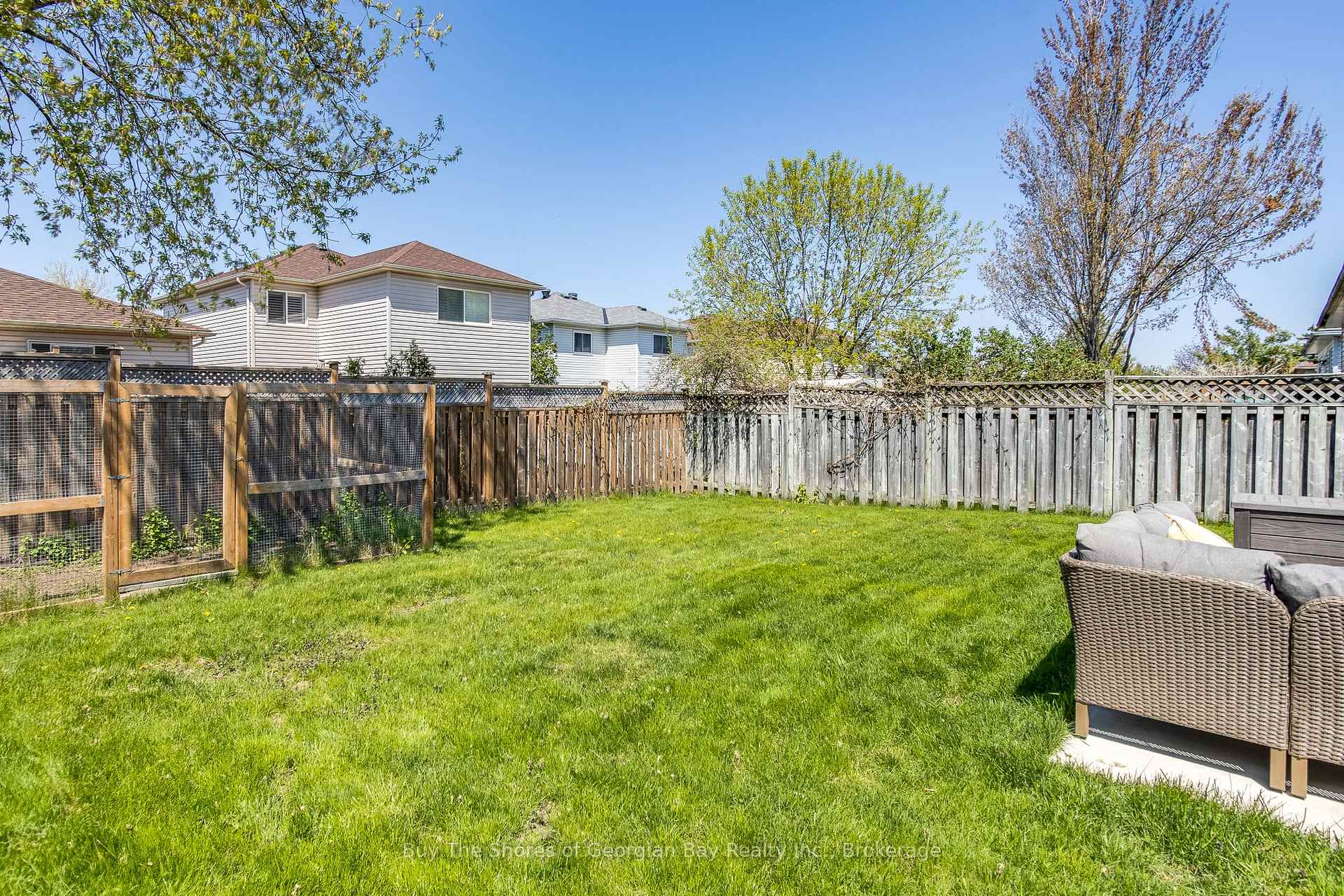 Photo 35 of 96 Barre Drive, Barrie, Painswick North — HOMEH