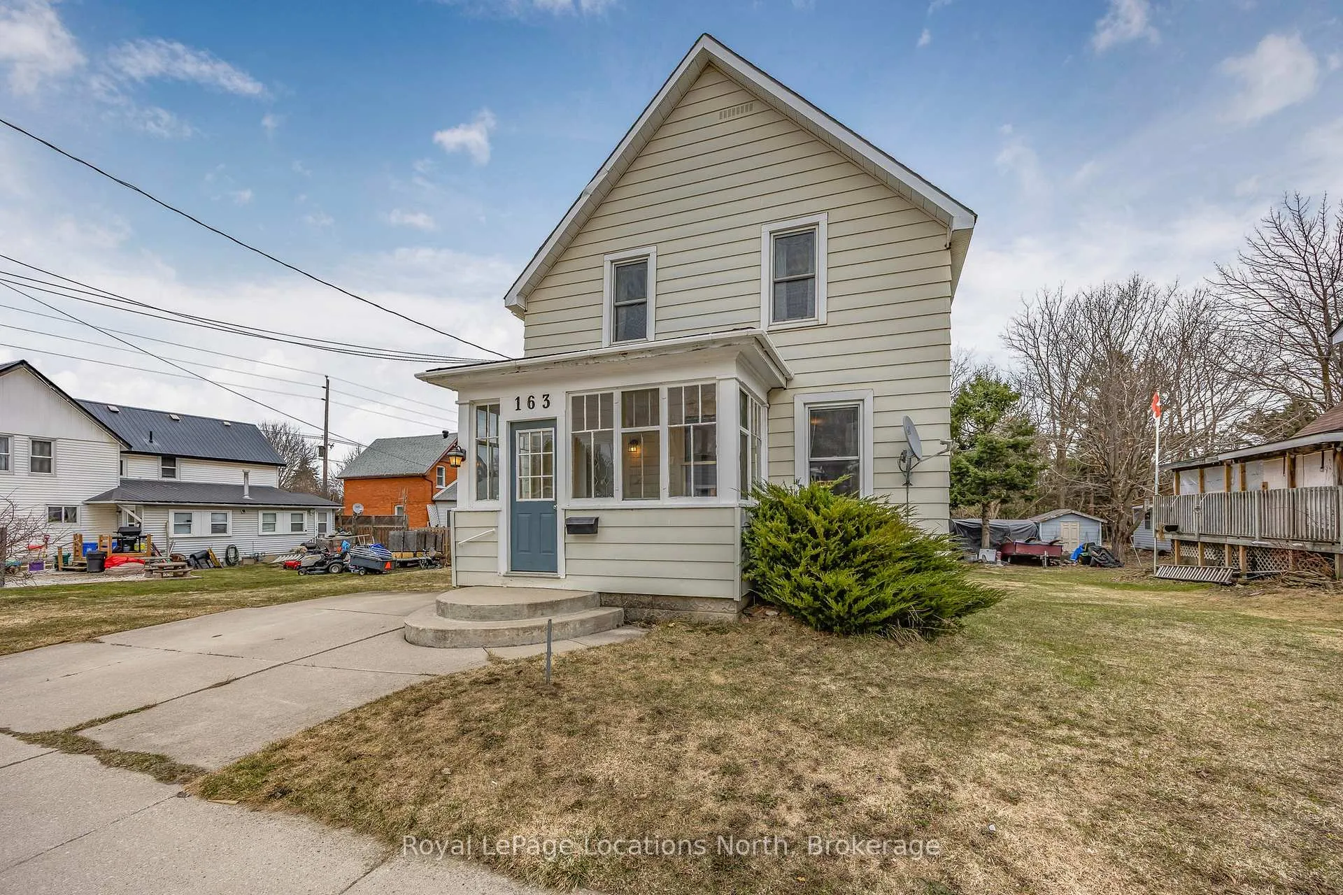 Photo 2 of 163 Henry Street, Meaford — HOMEH
