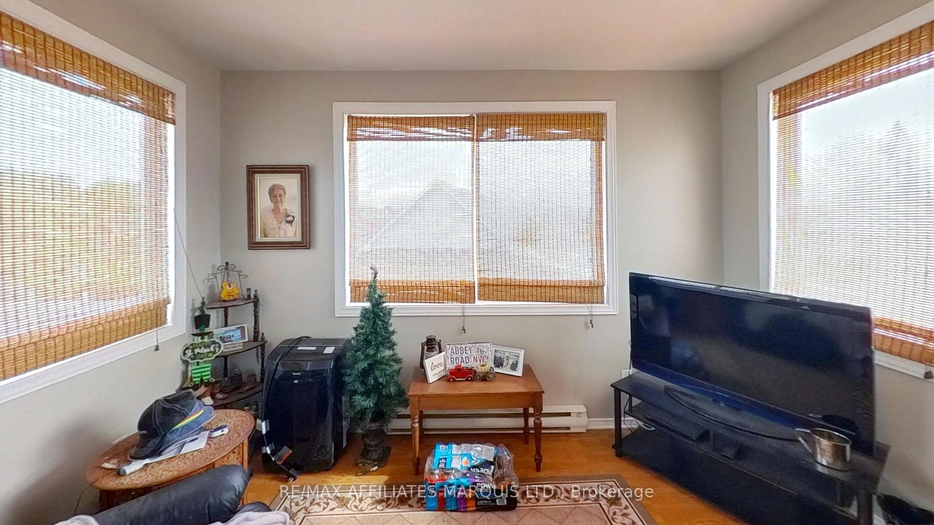 Photo 12 of 613 Twelfth Street E, Cornwall — HOMEH