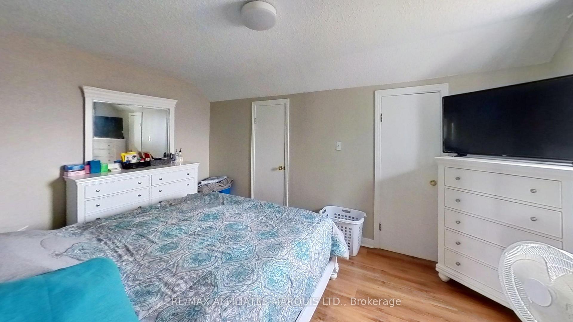 Photo 13 of 613 Twelfth Street E, Cornwall — HOMEH