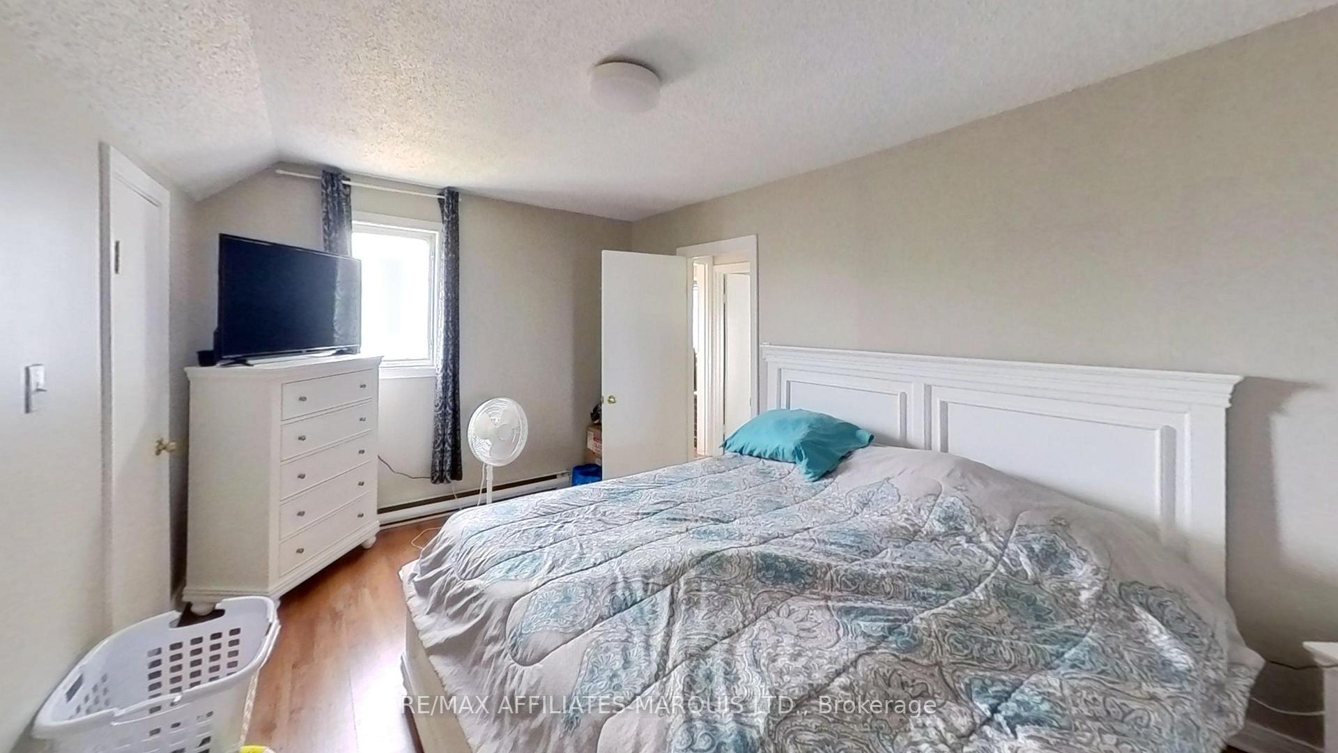 Photo 15 of 613 Twelfth Street E, Cornwall — HOMEH