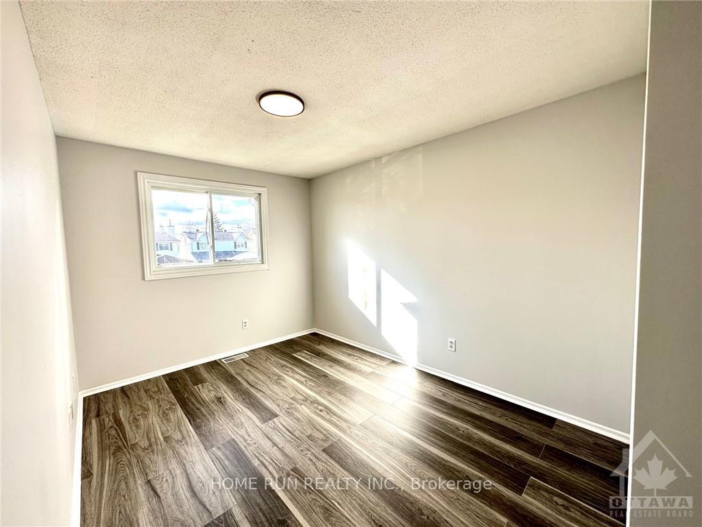 Photo 7 of 8B Knollsbrook Drive, Ottawa, Barrhaven - Knollsbrook — HOMEH