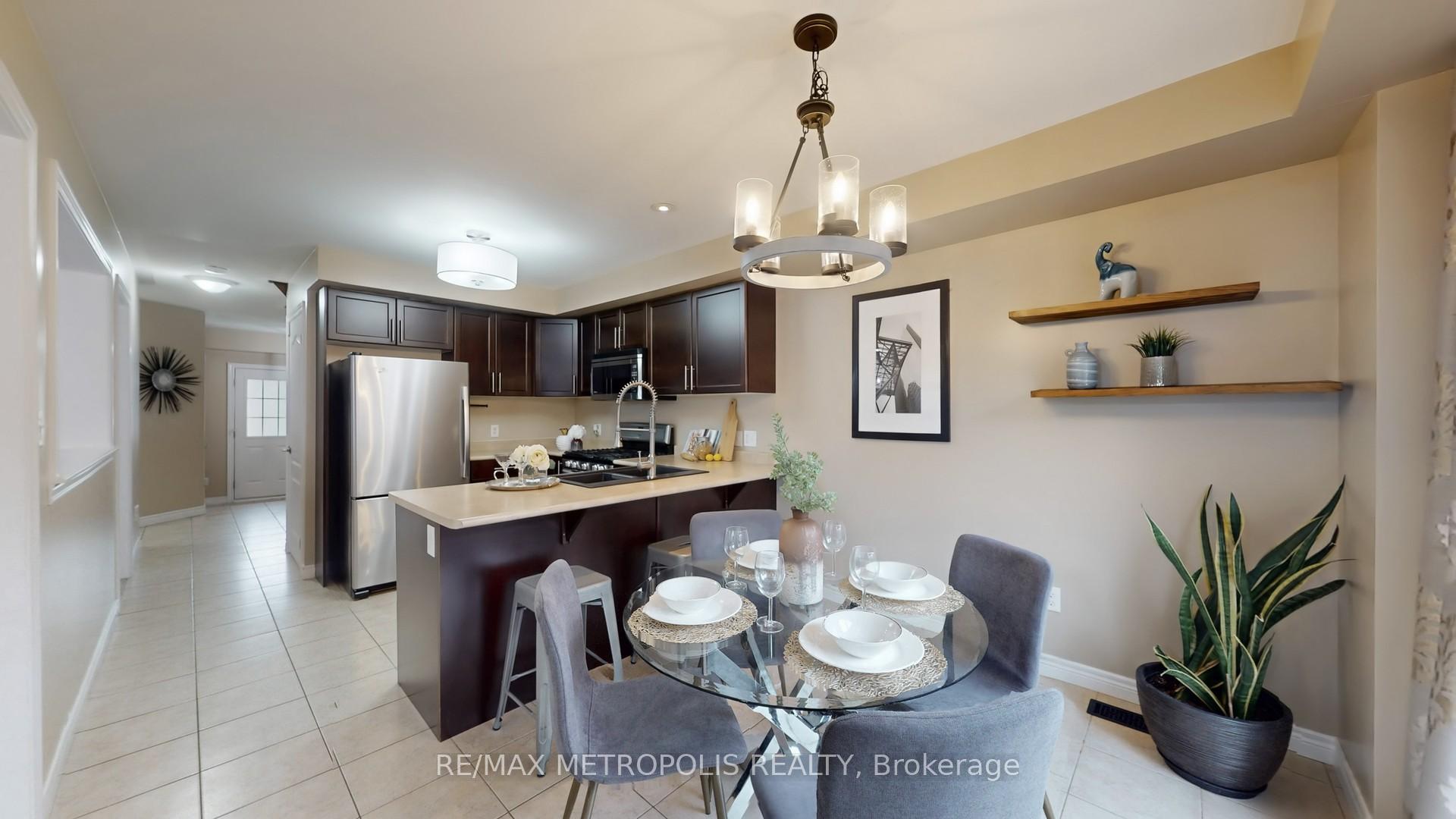 Photo 6 of 192 Avondale Drive, Clarington, Courtice — HOMEH