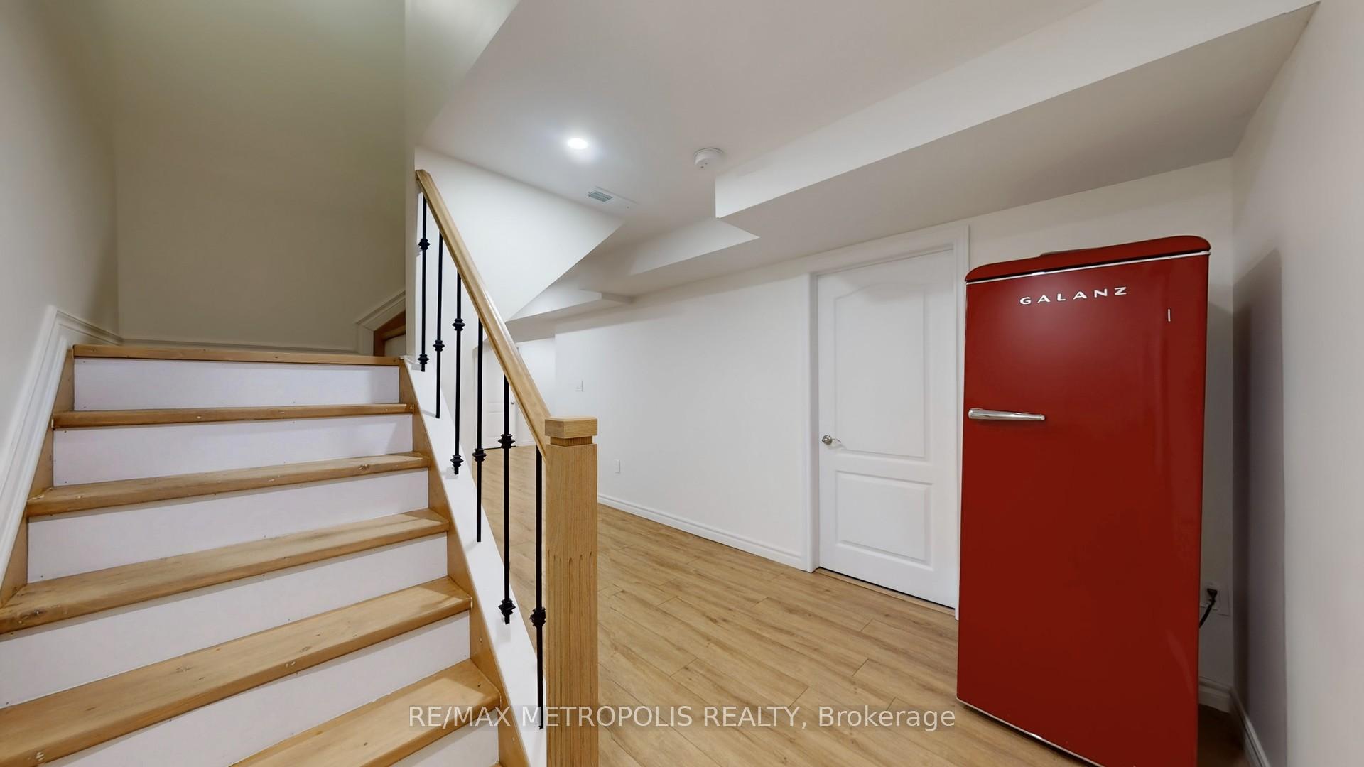 Photo 25 of 192 Avondale Drive, Clarington, Courtice — HOMEH