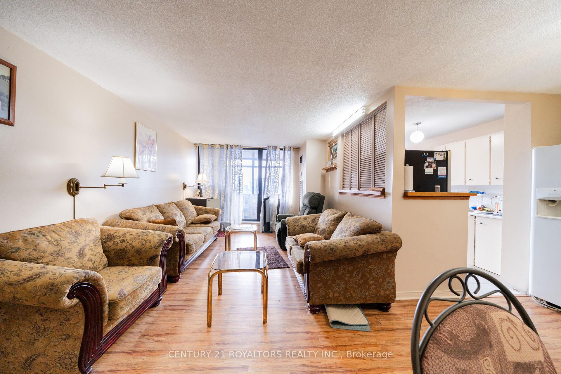 Photo 6 of Unit 1210, 18 Knightsbridge Road, Brampton, Queen Street Corridor — HOMEH