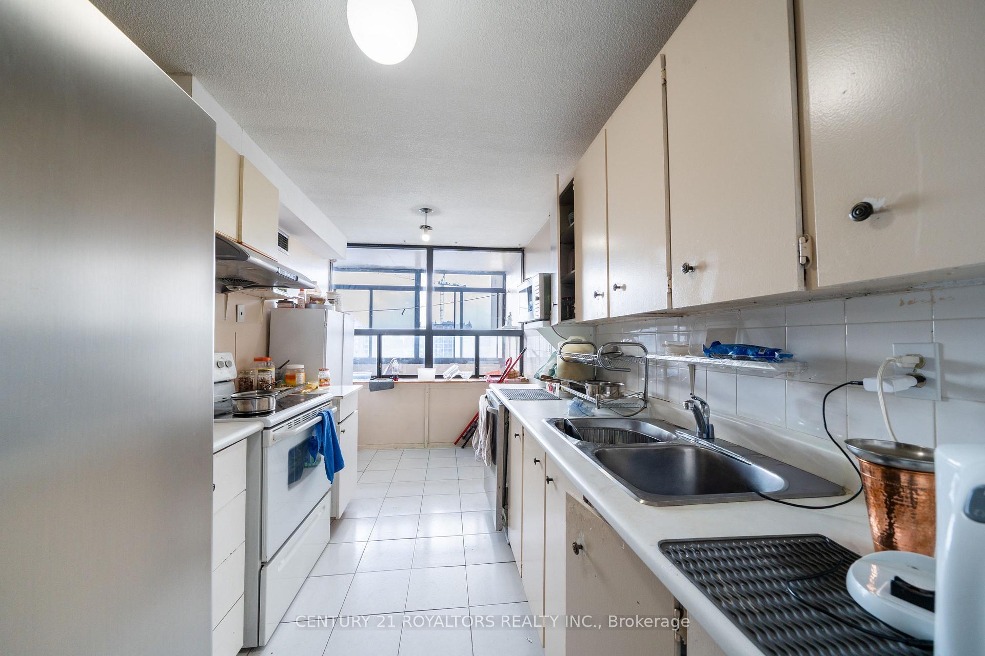 Photo 20 of Unit 1210, 18 Knightsbridge Road, Brampton, Queen Street Corridor — HOMEH