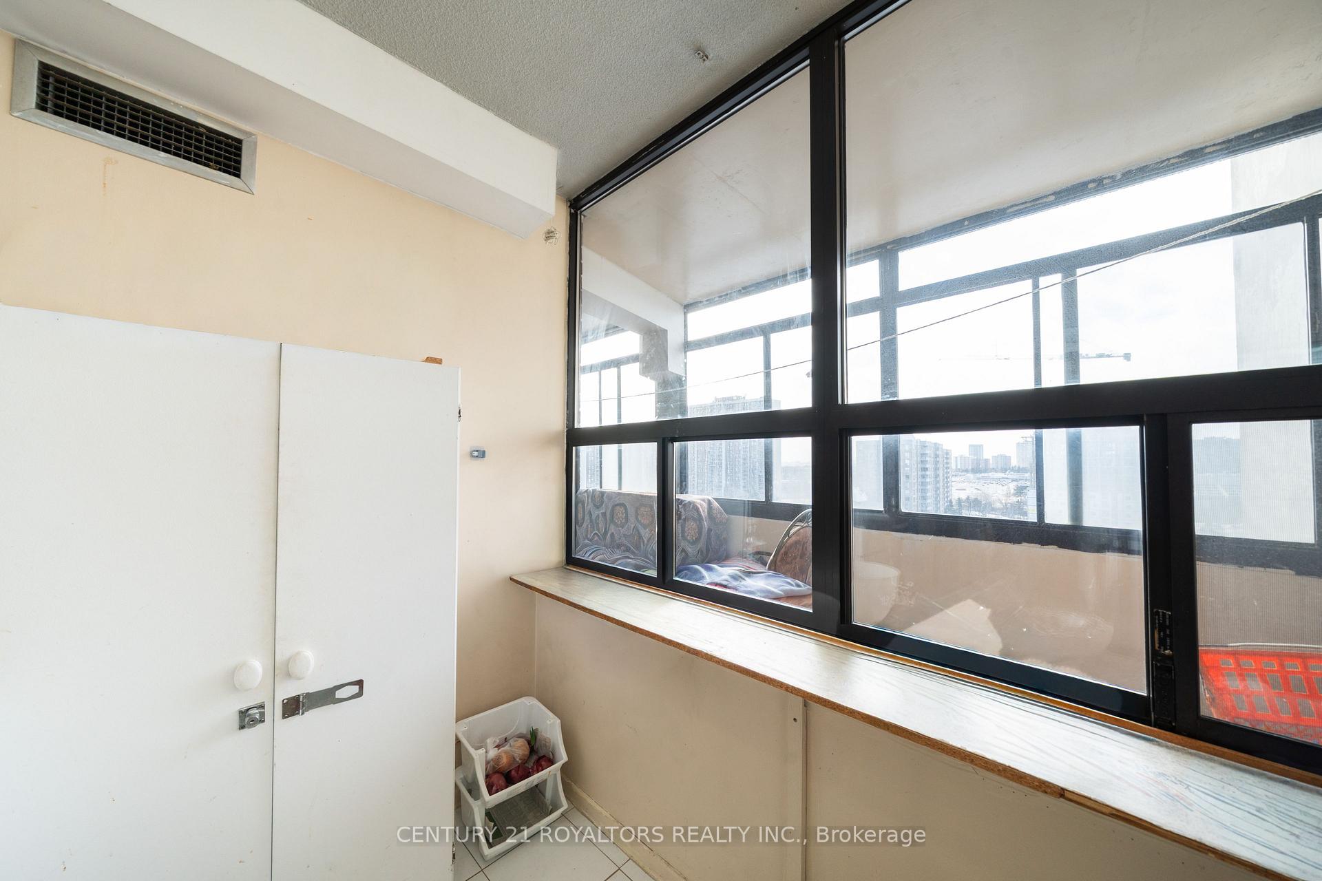 Photo 9 of Unit 1210, 18 Knightsbridge Road, Brampton, Queen Street Corridor — HOMEH