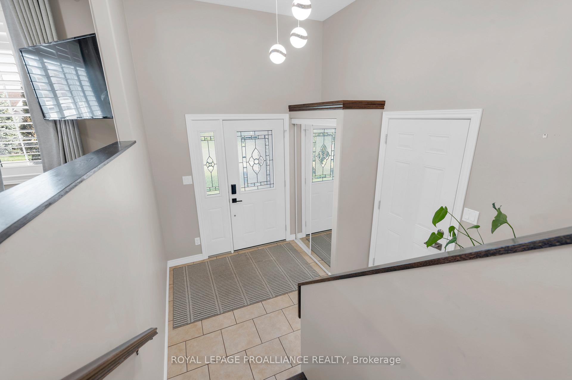 Photo 10 of 18 Fox Den Drive, Brighton, Brighton (Town) — HOMEH