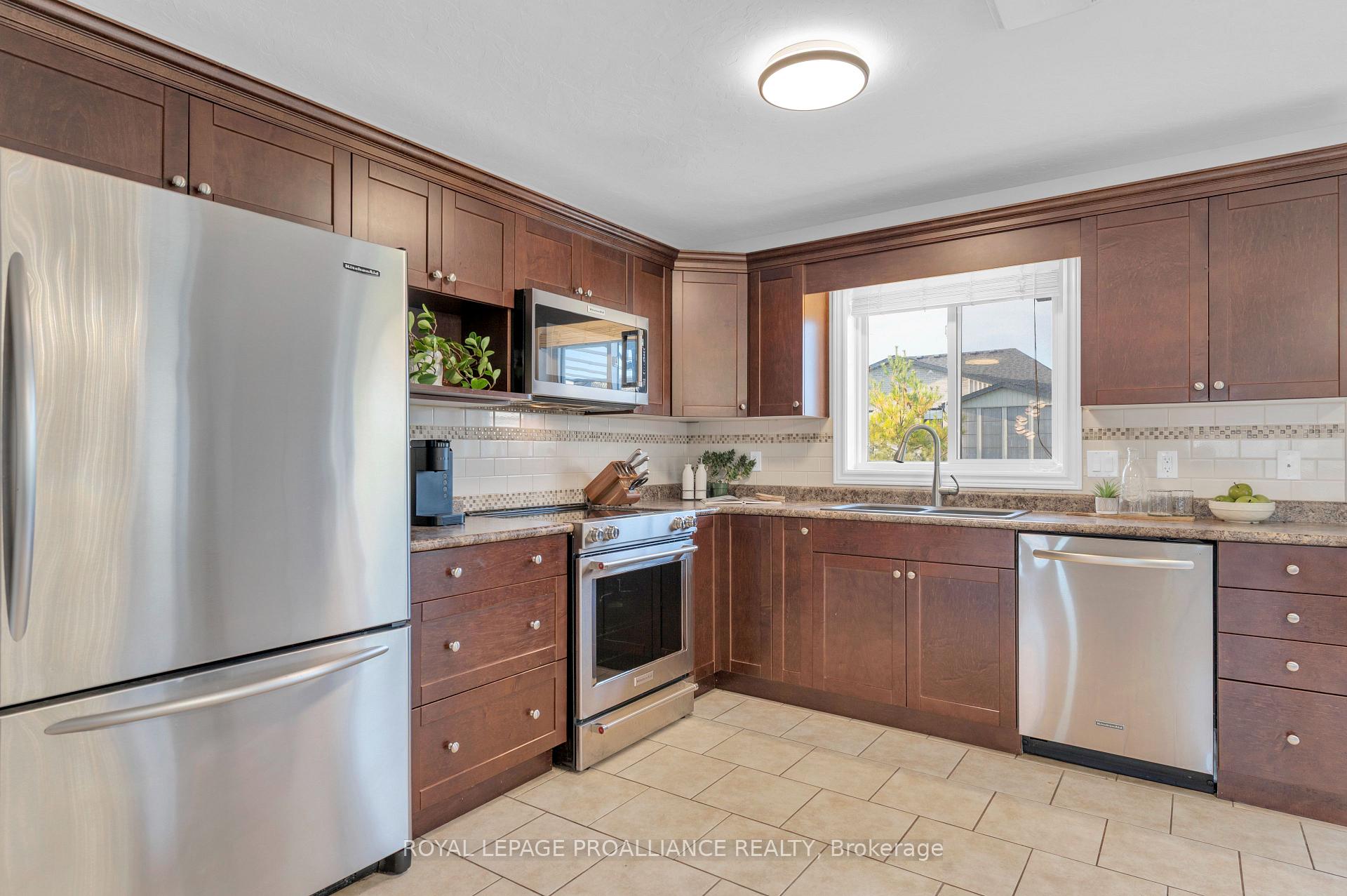 Photo 13 of 18 Fox Den Drive, Brighton, Brighton (Town) — HOMEH