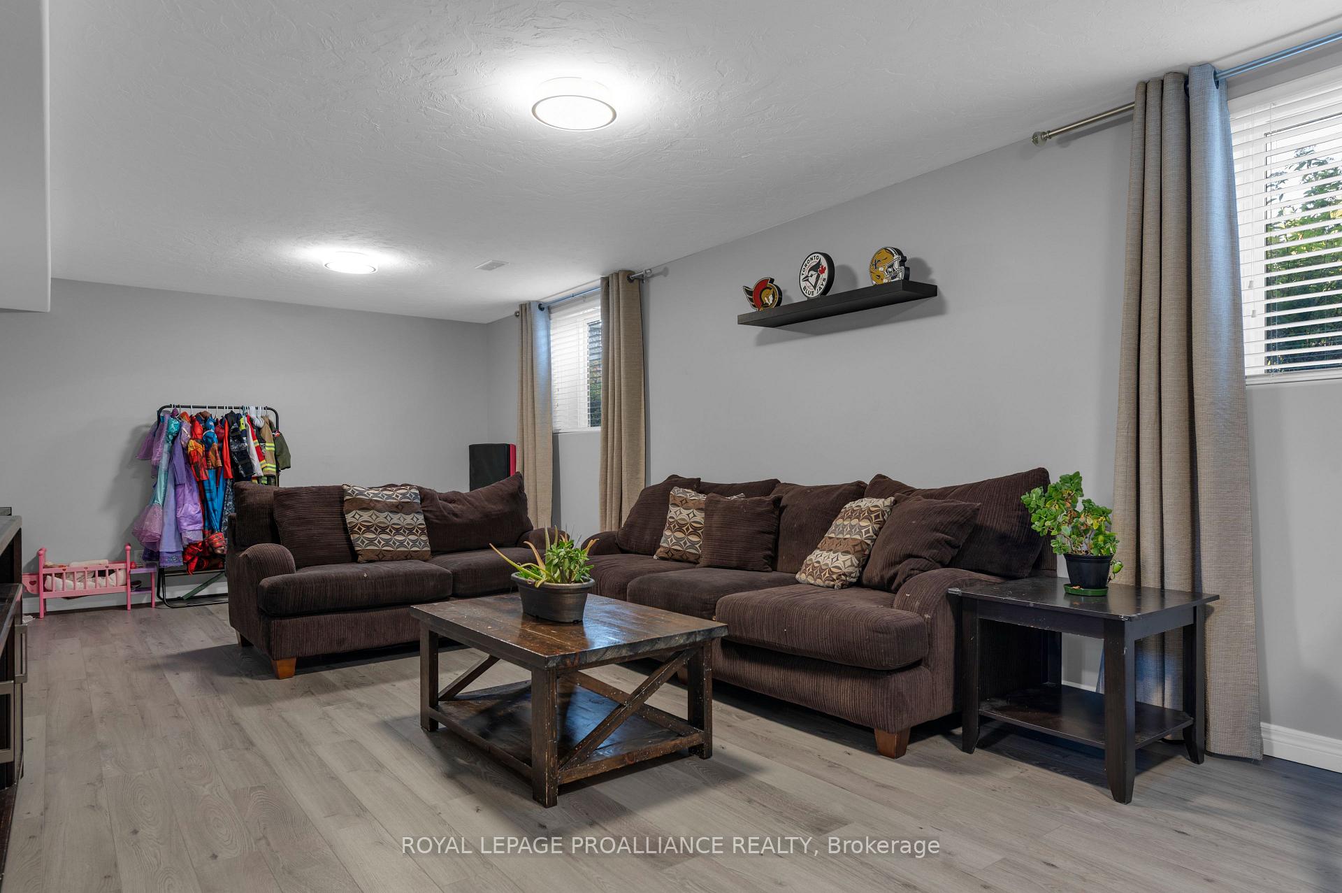 Photo 20 of 18 Fox Den Drive, Brighton, Brighton (Town) — HOMEH