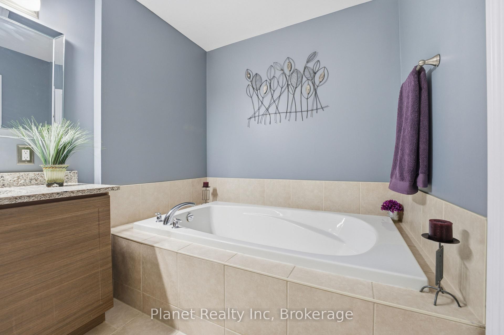 Photo 18 of Unit 204, 2 Colonial Drive, Guelph, Pineridge/Westminster Woods — HOMEH