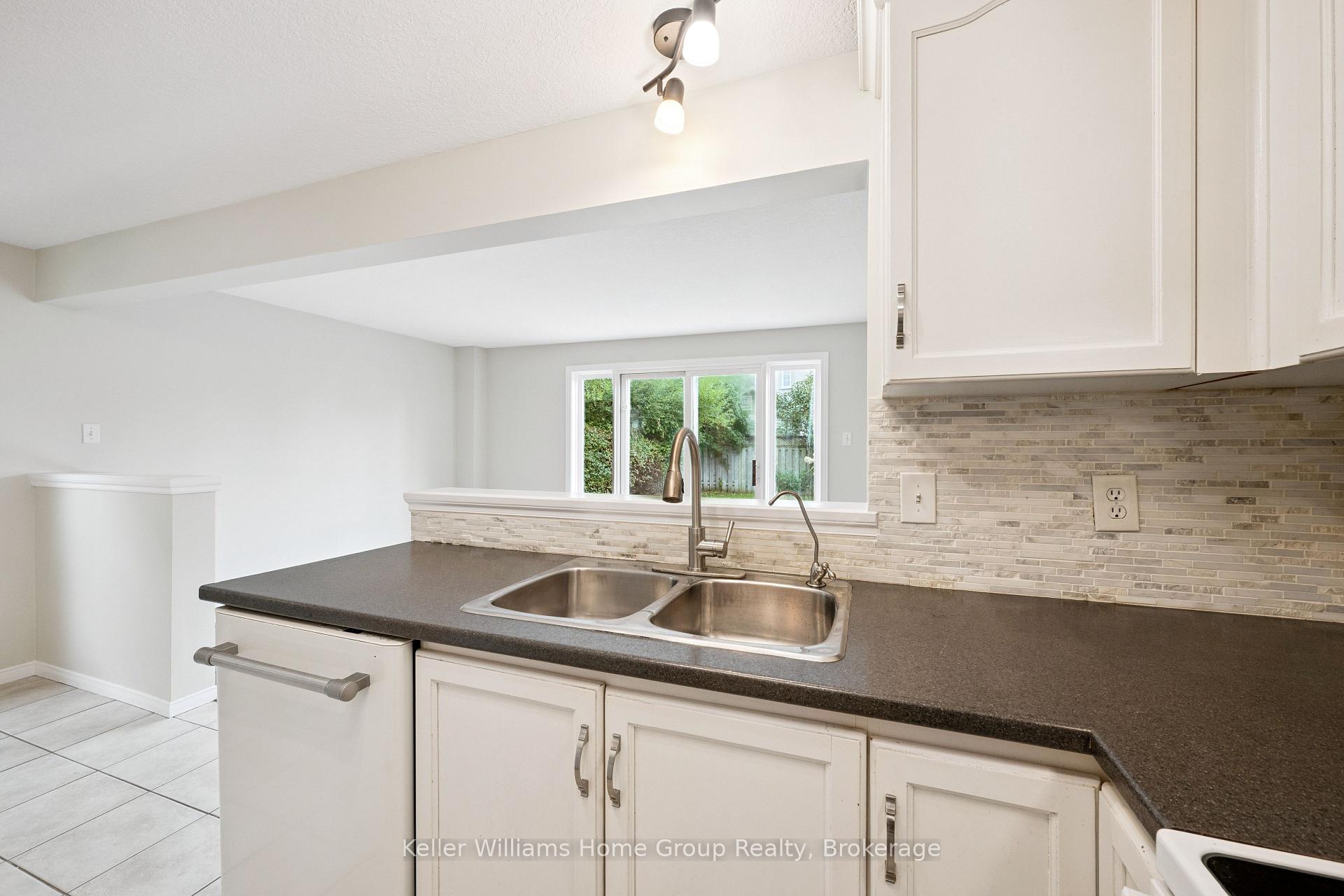 Photo 14 of 123 Stephanie Drive, Guelph, Willow West/Sugarbush/West Acres — HOMEH