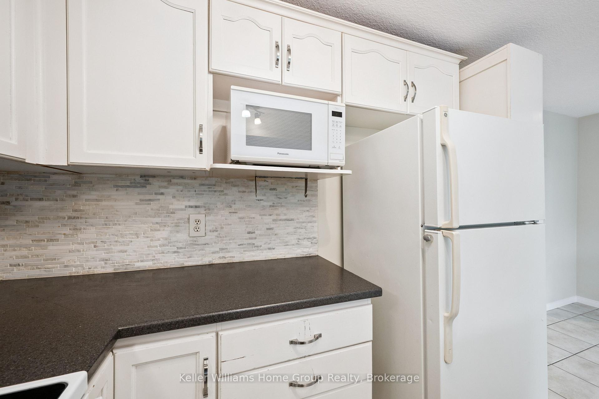 Photo 15 of 123 Stephanie Drive, Guelph, Willow West/Sugarbush/West Acres — HOMEH