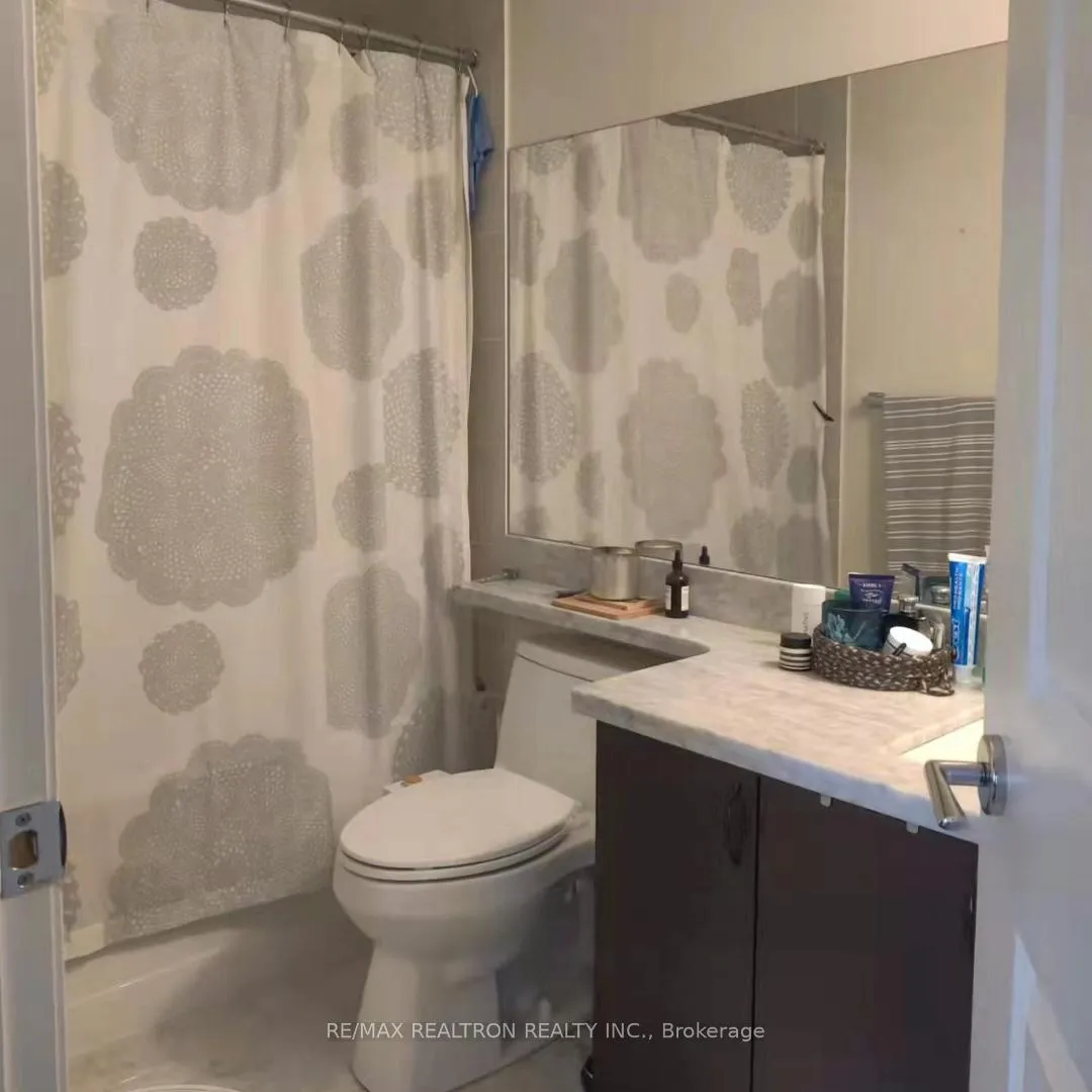 Photo 5 of Unit 303, 111 Upper Duke Crescent, Markham, Unionville — HOMEH