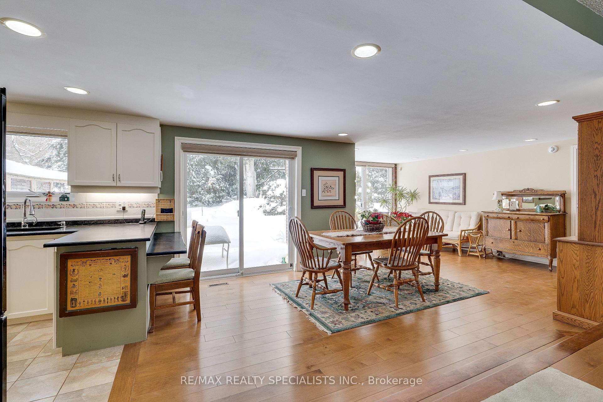 Photo 5 of 37 George Crescent, Caledon, Rural Caledon — HOMEH