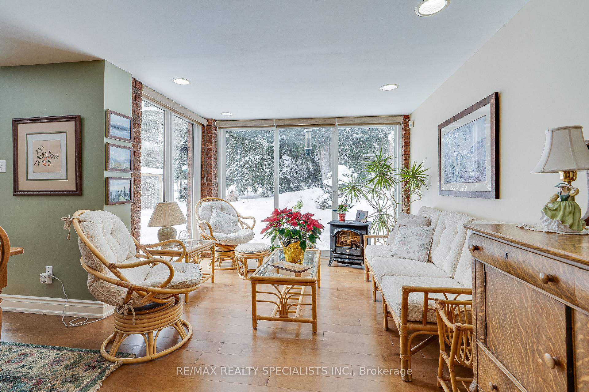 Photo 4 of 37 George Crescent, Caledon, Rural Caledon — HOMEH