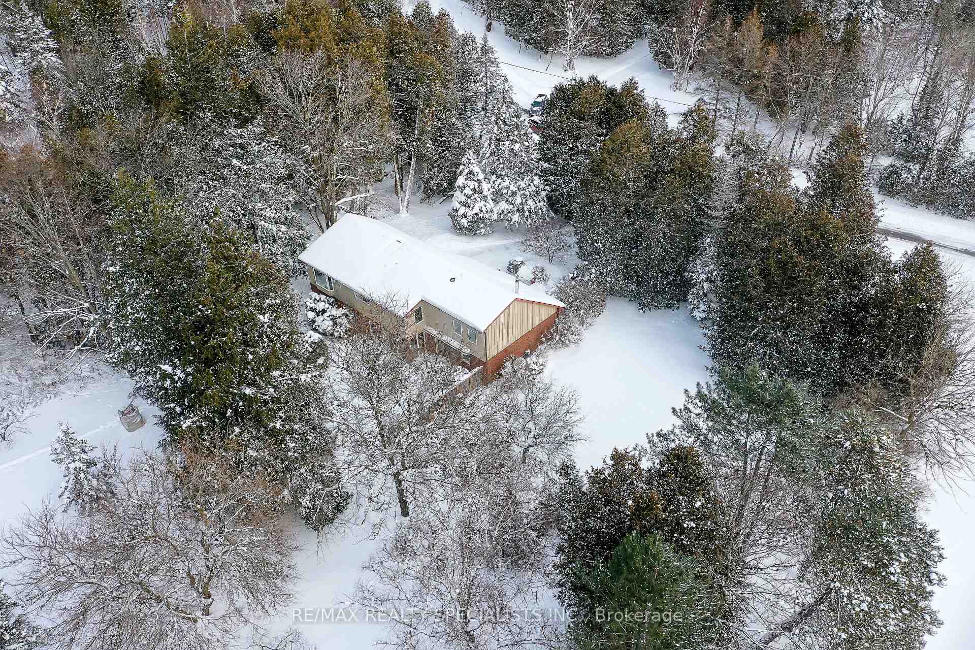 Photo 33 of 37 George Crescent, Caledon, Rural Caledon — HOMEH