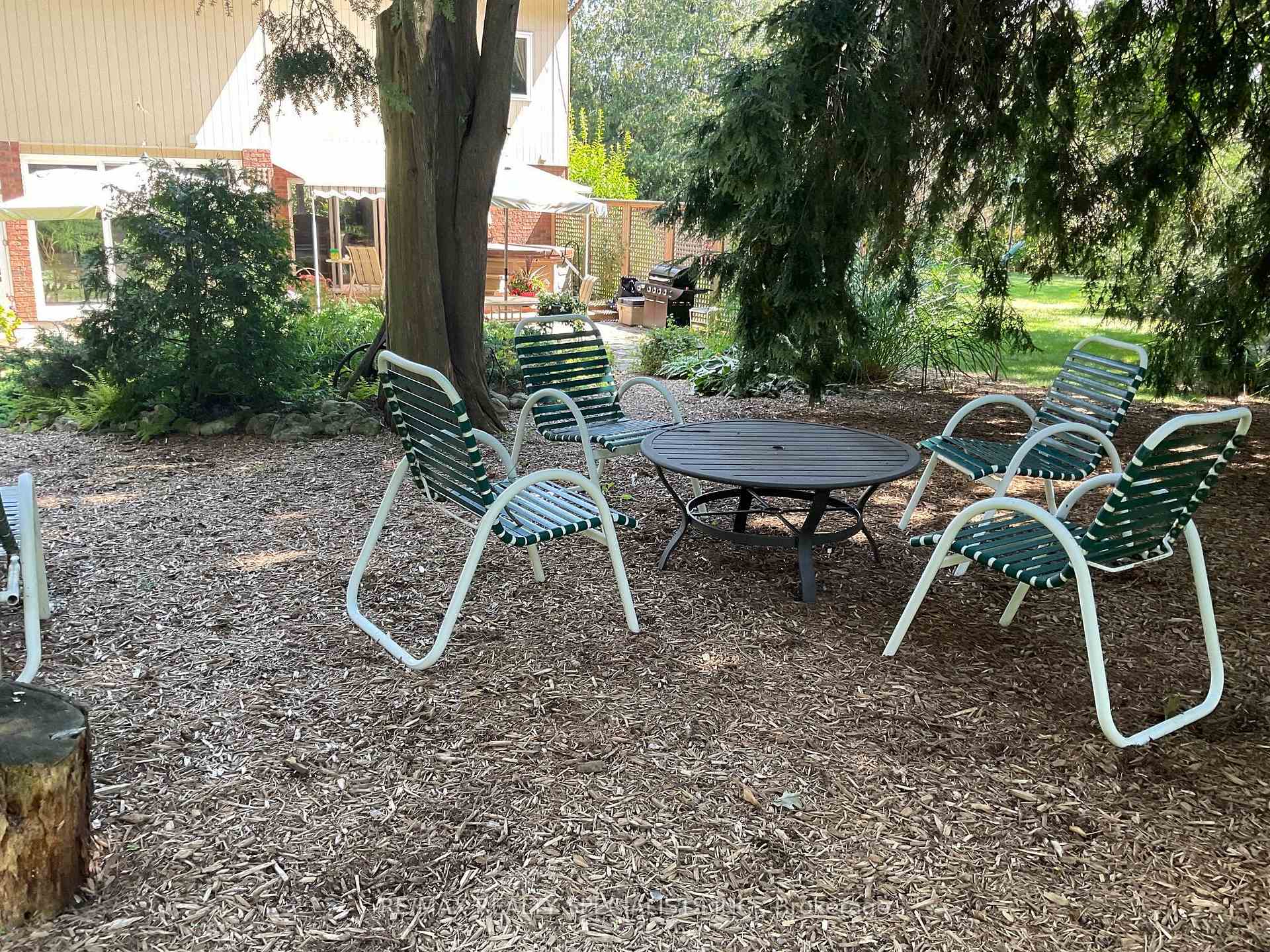 Photo 38 of 37 George Crescent, Caledon, Rural Caledon — HOMEH