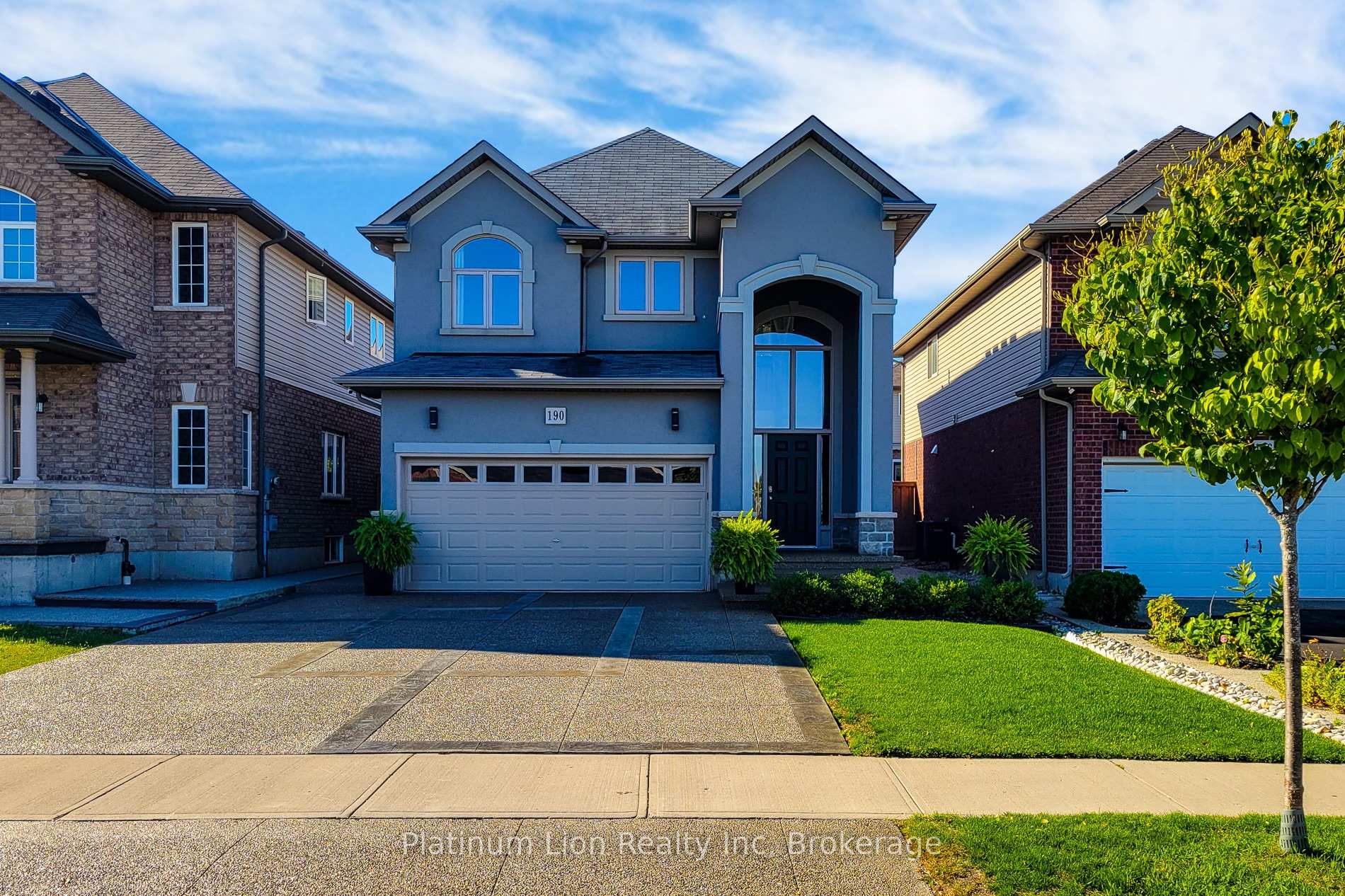 Front of 190 Bellagio Avenue