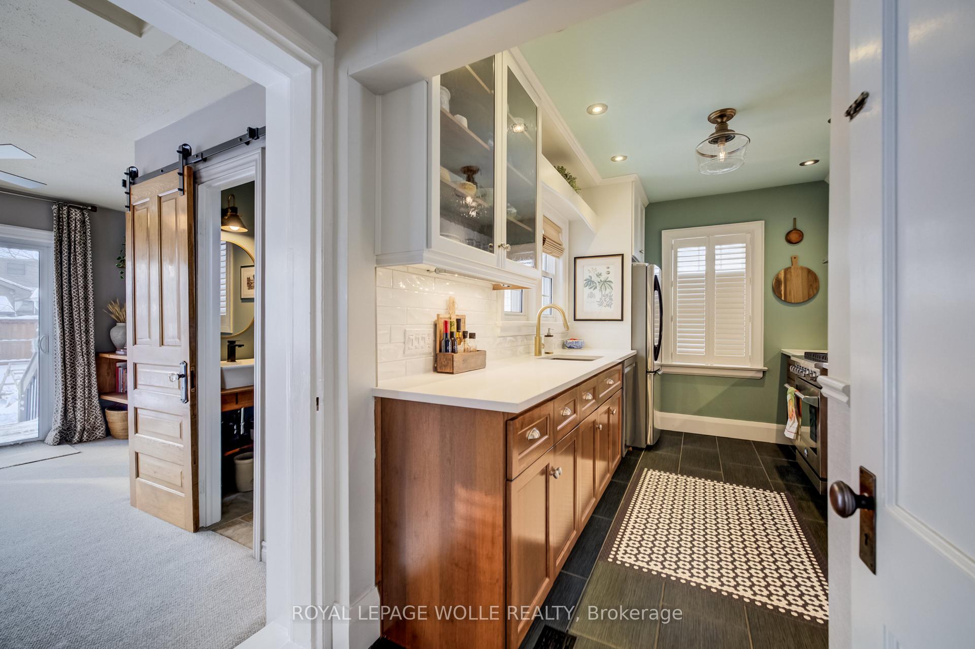 Photo 35 of 8 Lowrey Avenue S, Cambridge — HOMEH