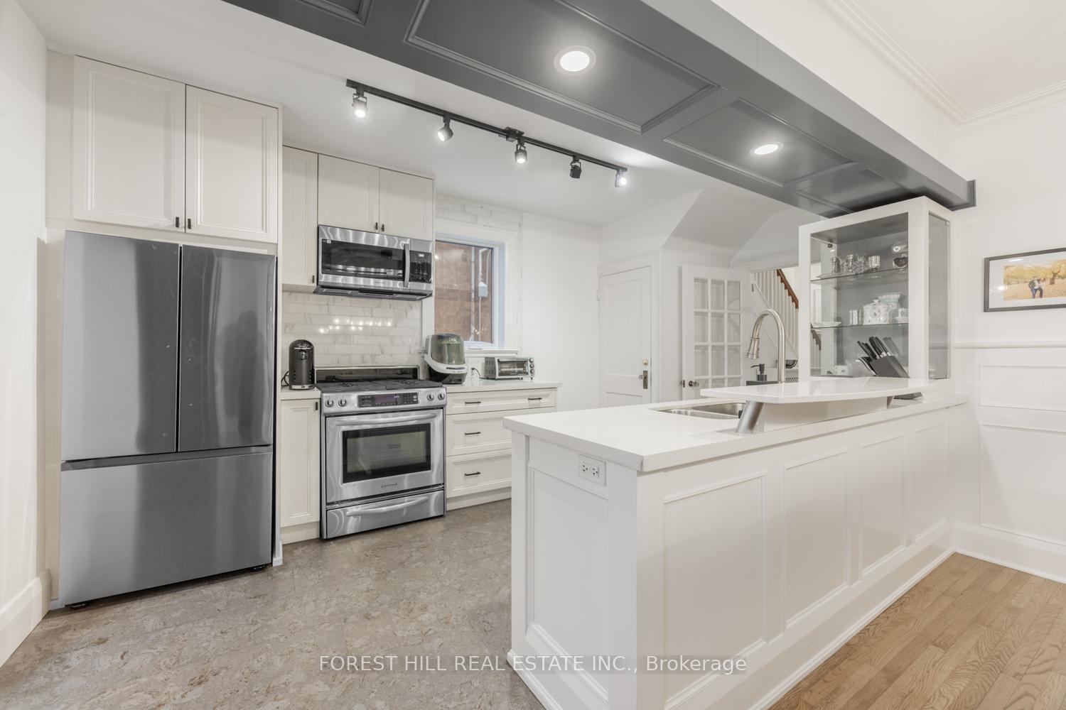 Photo 8 of 336 Arlington Avenue, Toronto, Humewood-Cedarvale — HOMEH