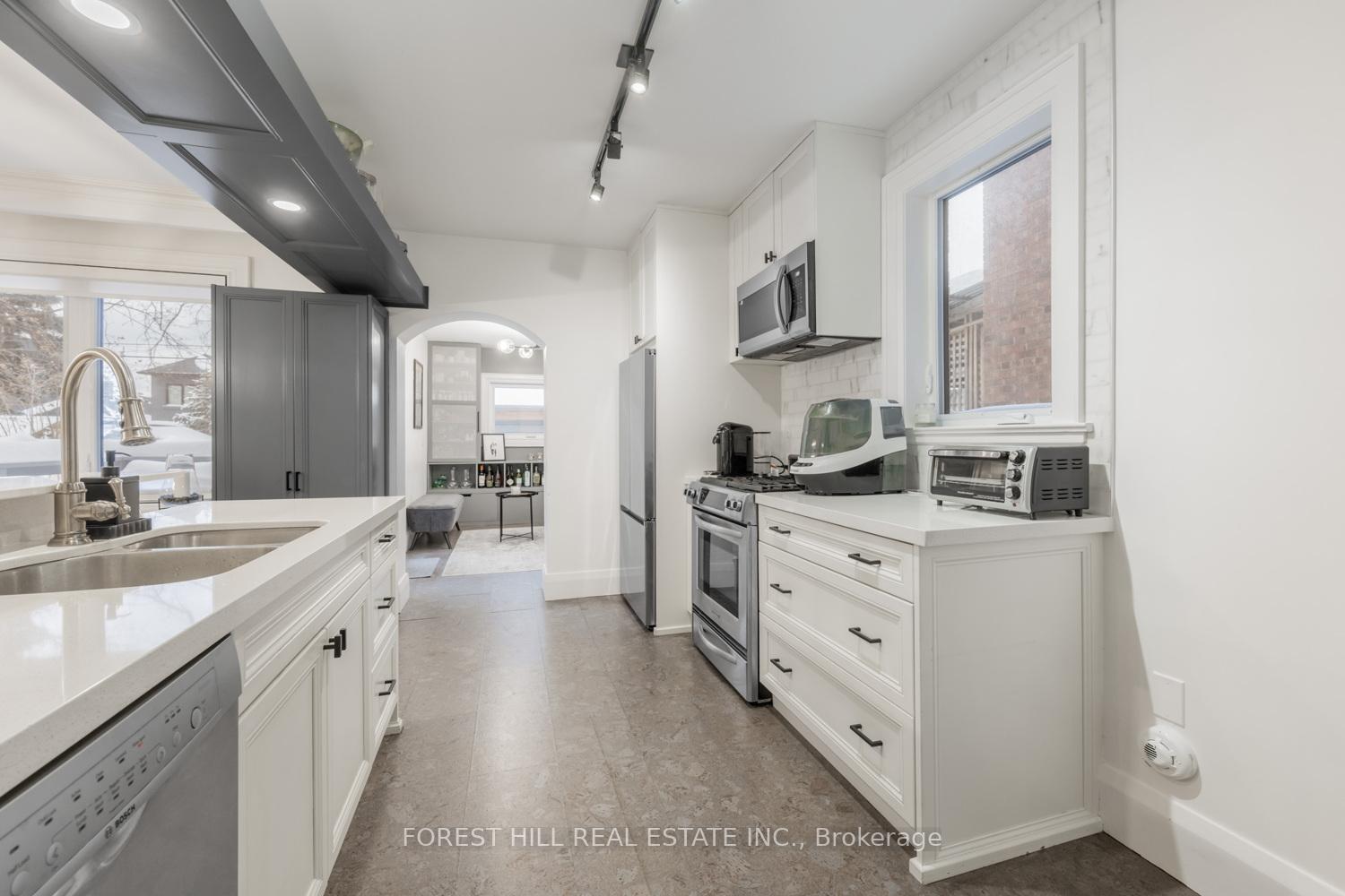 Photo 5 of 336 Arlington Avenue, Toronto, Humewood-Cedarvale — HOMEH