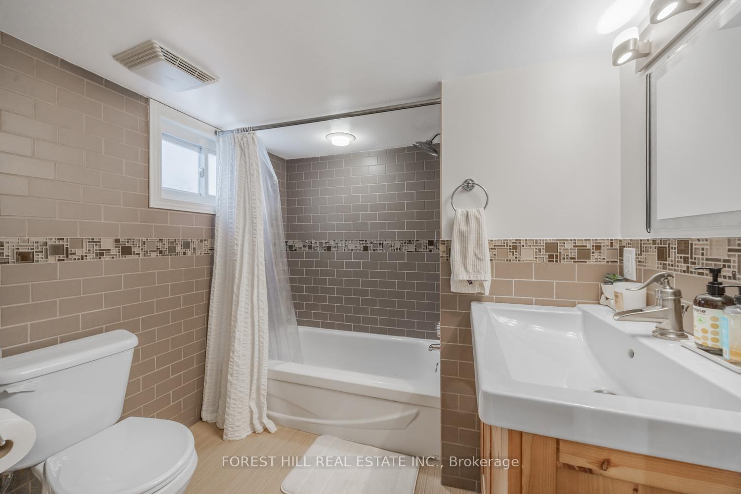 Photo 33 of 336 Arlington Avenue, Toronto, Humewood-Cedarvale — HOMEH