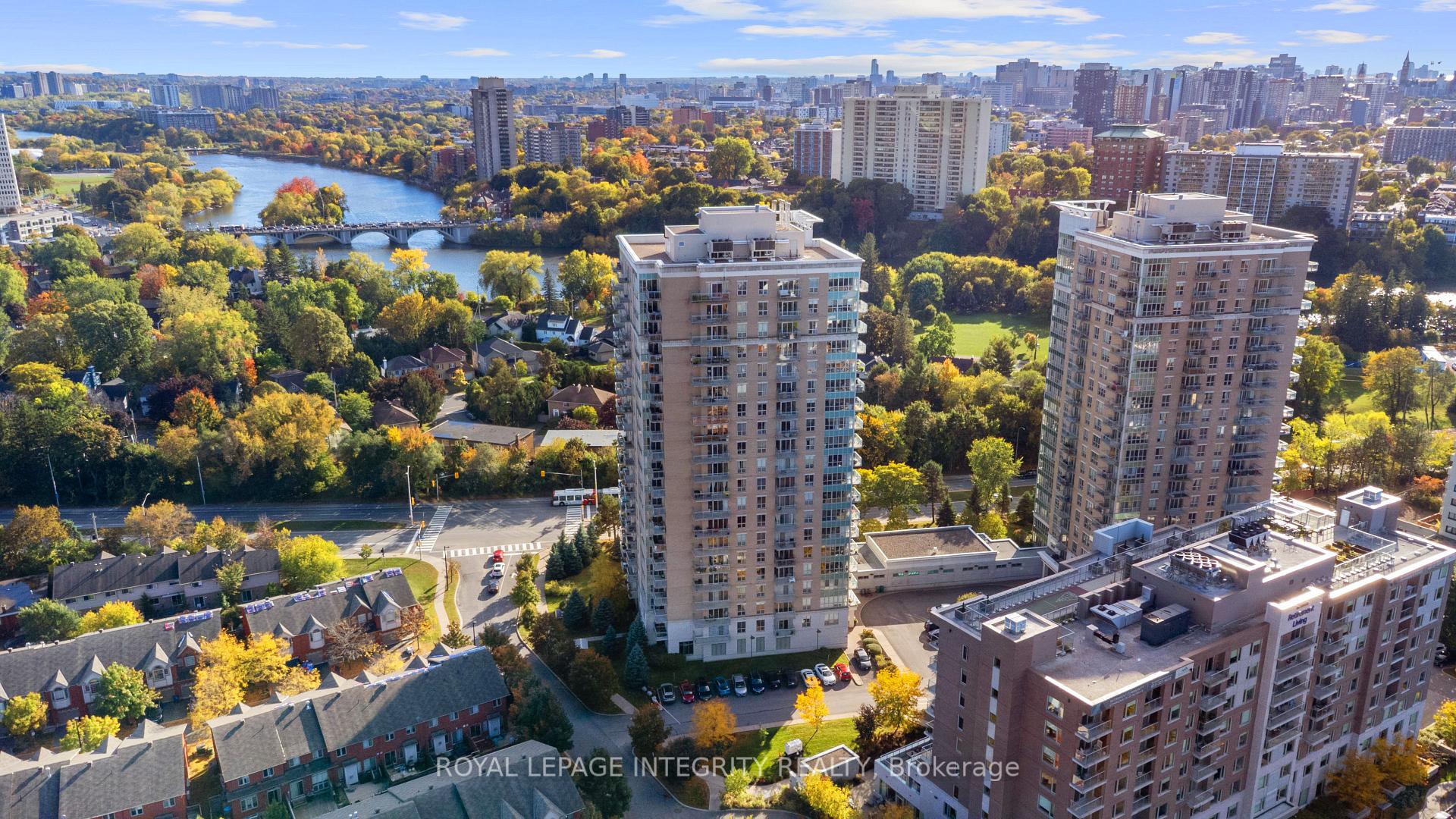 Front of Unit 1208, 90 Landry Street
