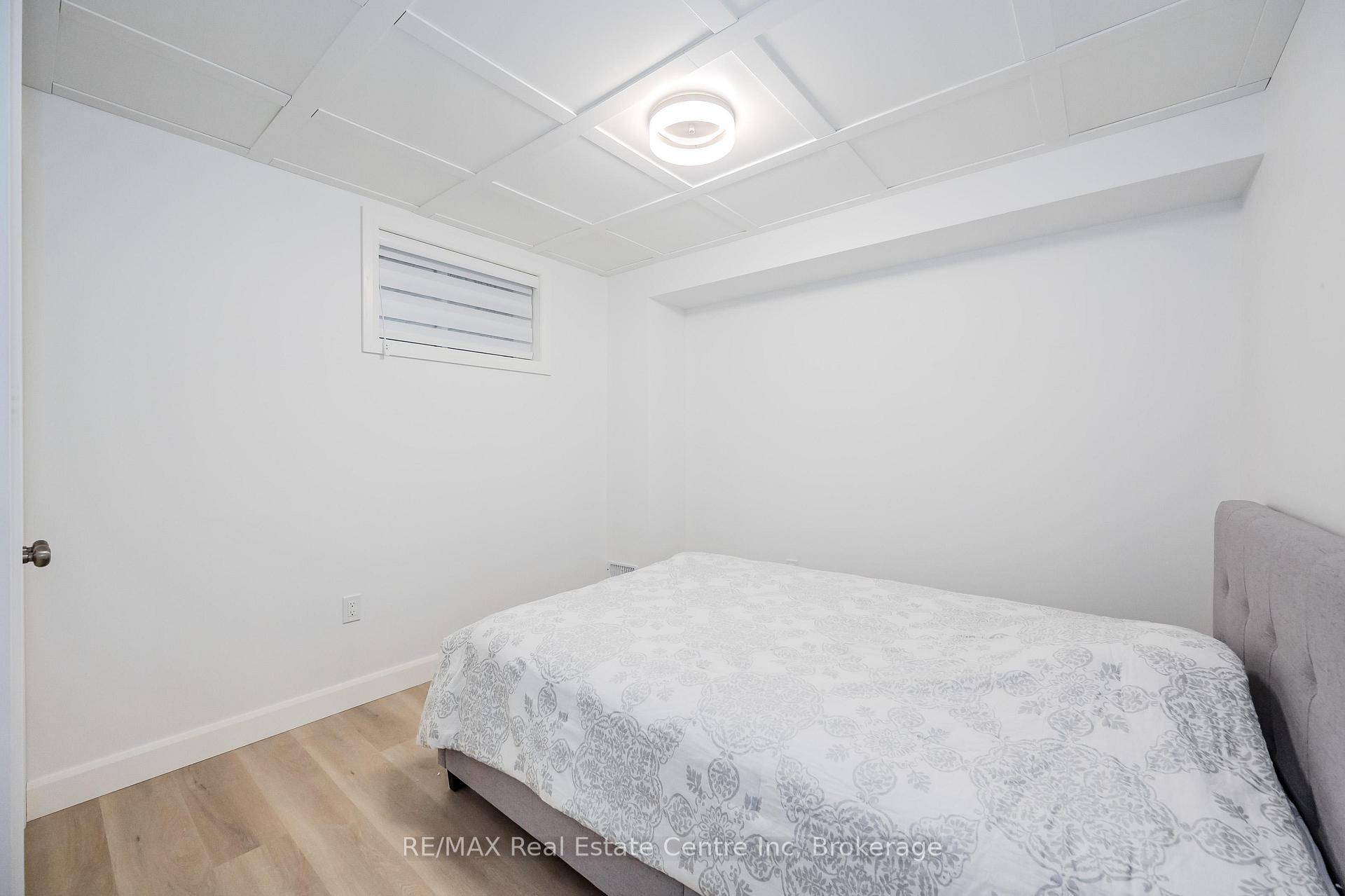 Photo 8 of 39 Lovett Lane, Guelph, Kortright West — HOMEH
