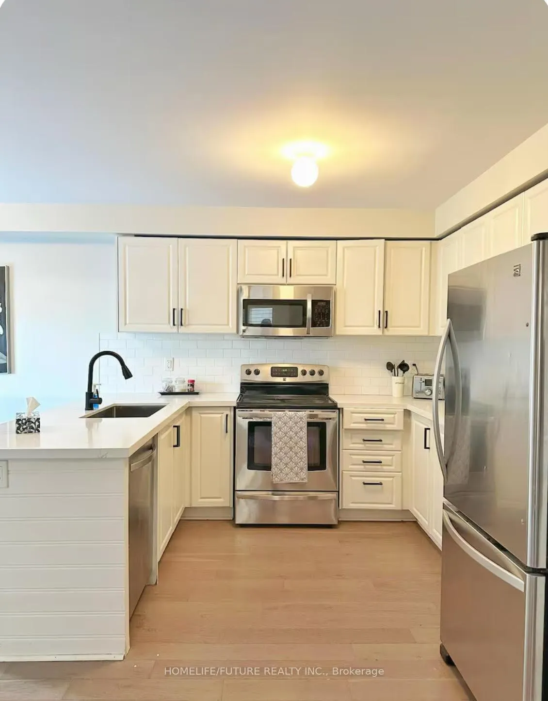 Photo 4 of Unit Main, 7 Broome Avenue, Clarington, Courtice — HOMEH